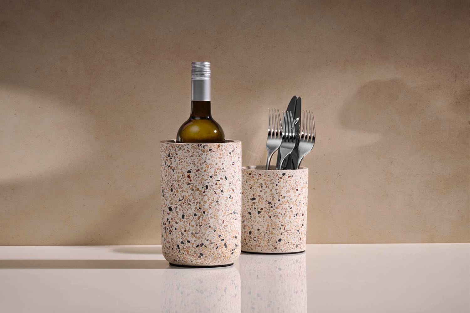 APS Besteckhalter »Besteckbehälter -TERRAZZO- Ø 11 cm, Höhe ca. 13,5 cm«, (1 tlg.), in Terrazzo Optik, mit möbelschonender Unterseite