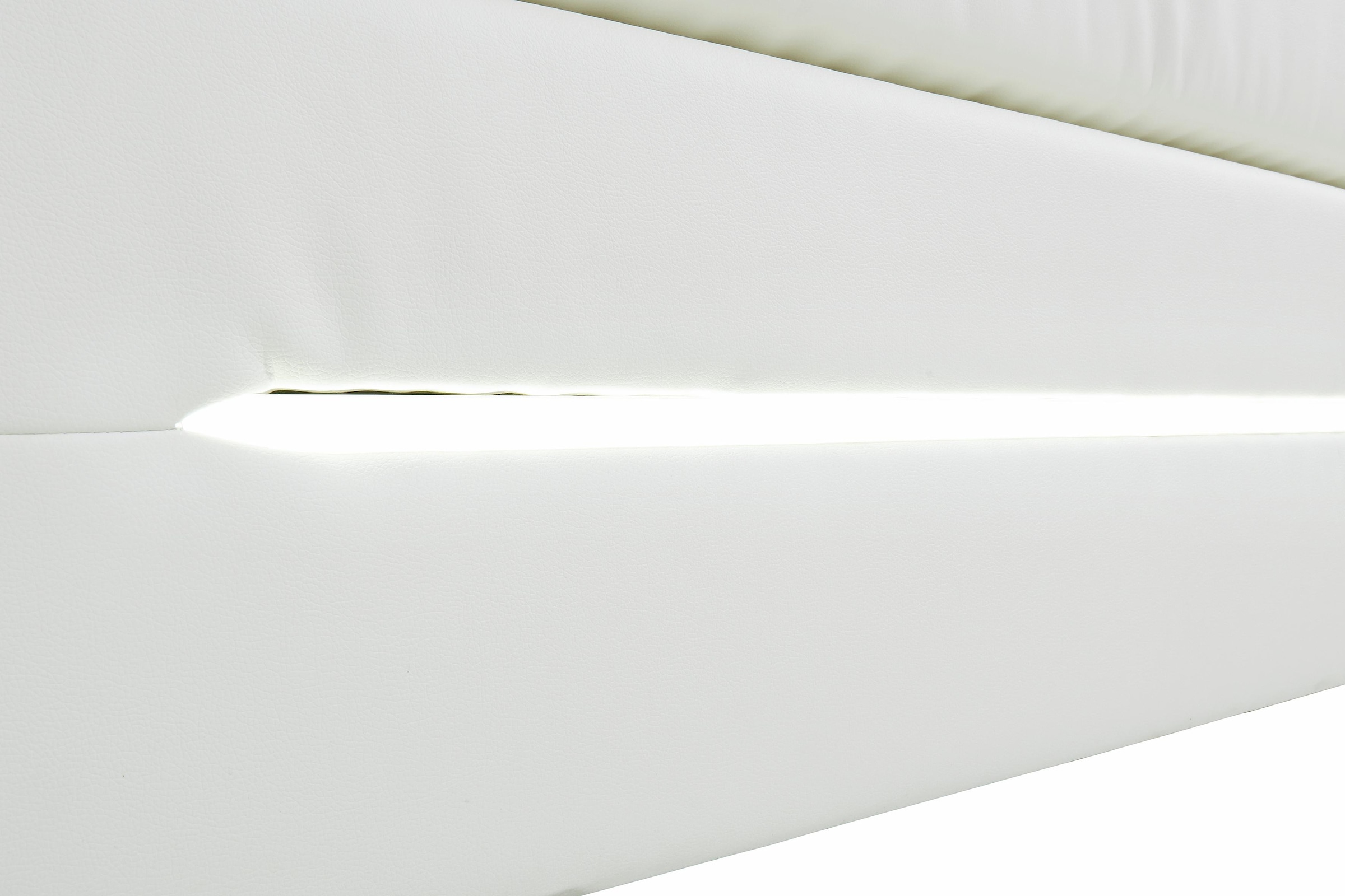 Places of Style Boxspringbett »Gina«, inkl. Topper und LED-Beleuchtung, erhältlich in der Größe 180x200cm
