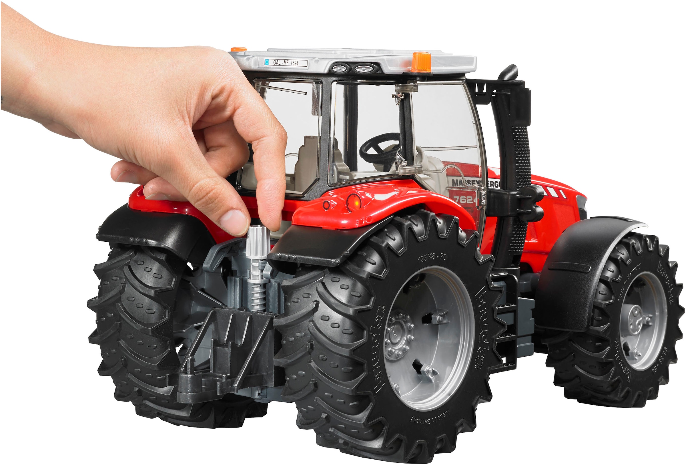 Bruder® Spielzeug-Traktor »Massey Ferguson 7600 34 cm (03046)«, Made in Europe