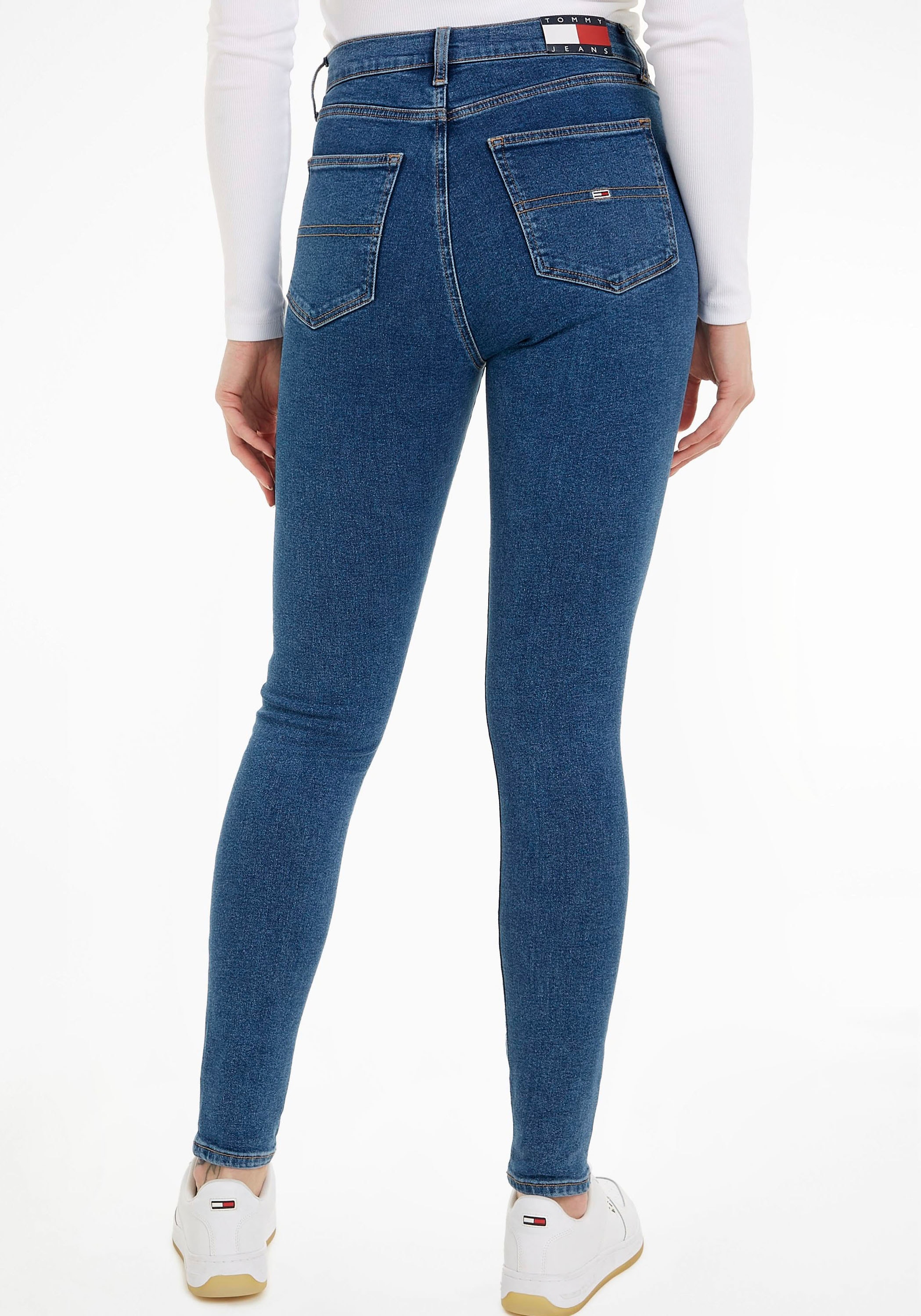 bestellen Jeans Jeans Ledermarkenlabel »Sylvia«, mit Bequeme Tommy