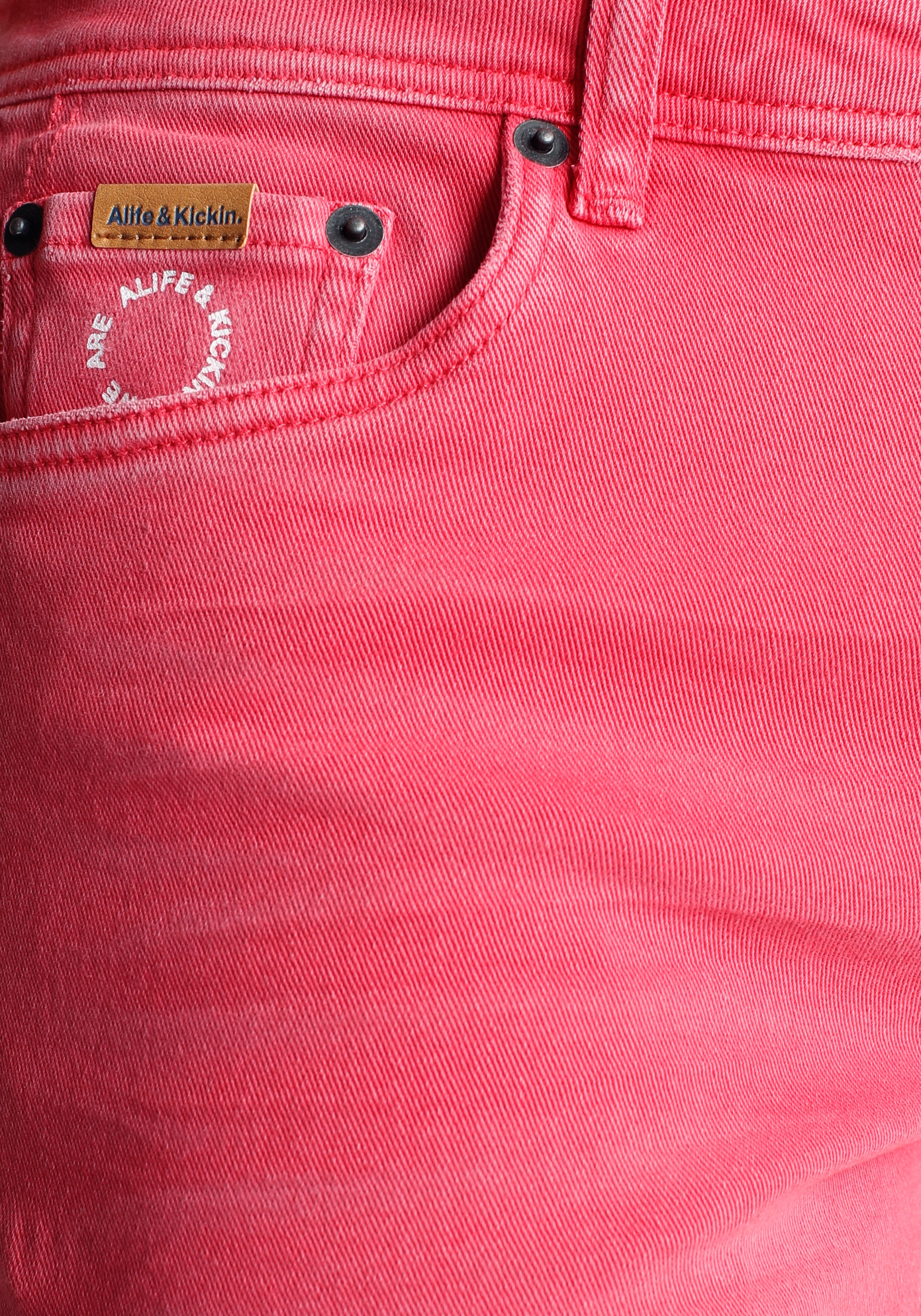 6. Bild von Alife & Kickin Shorts »NeilAK«, Ökologische, wassersparende Produktion durch Ozon Wash