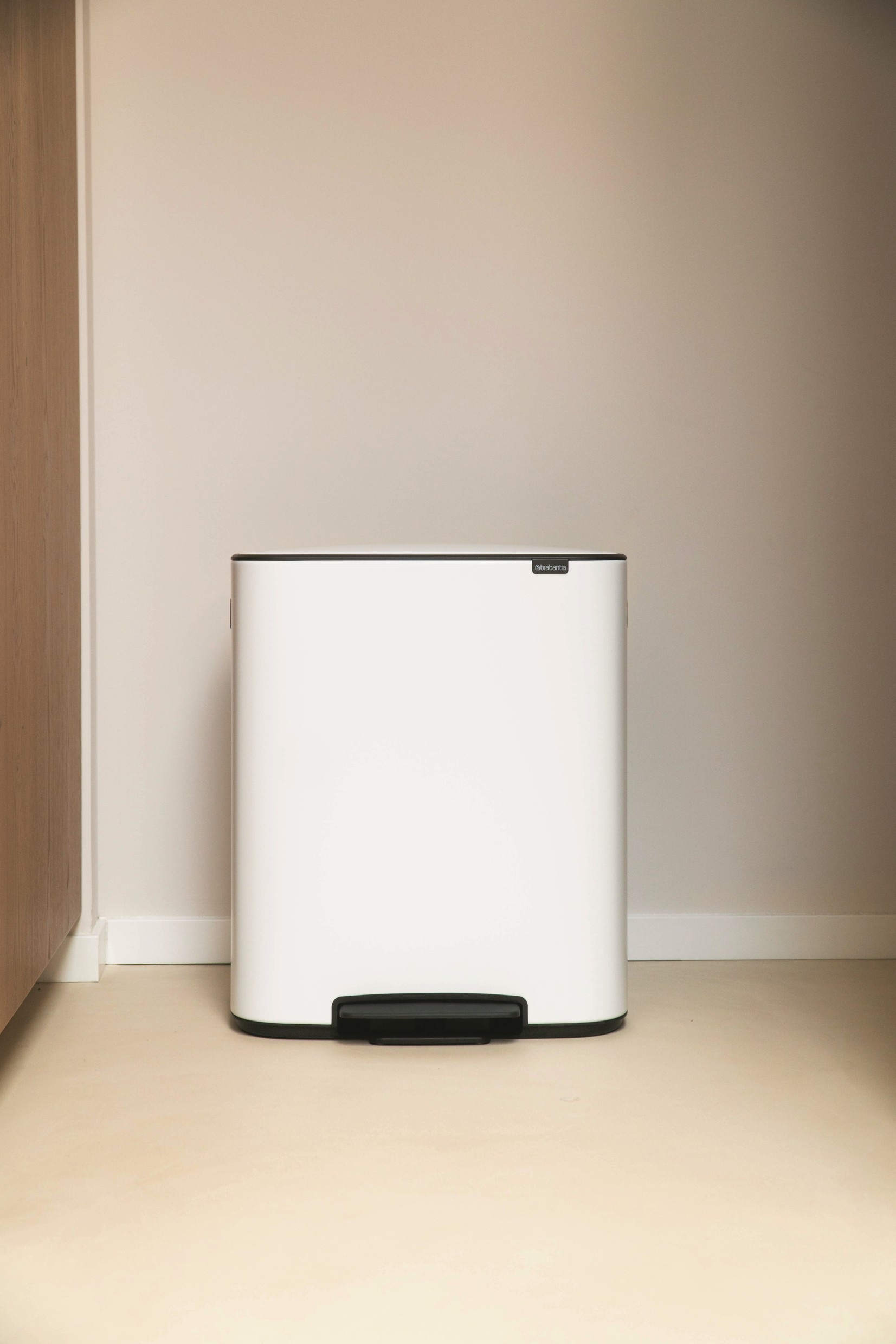 Brabantia Mülleimer »Bo Treteimer, 60L«, sanft schließender Deckel, mit lei günstig online kaufen