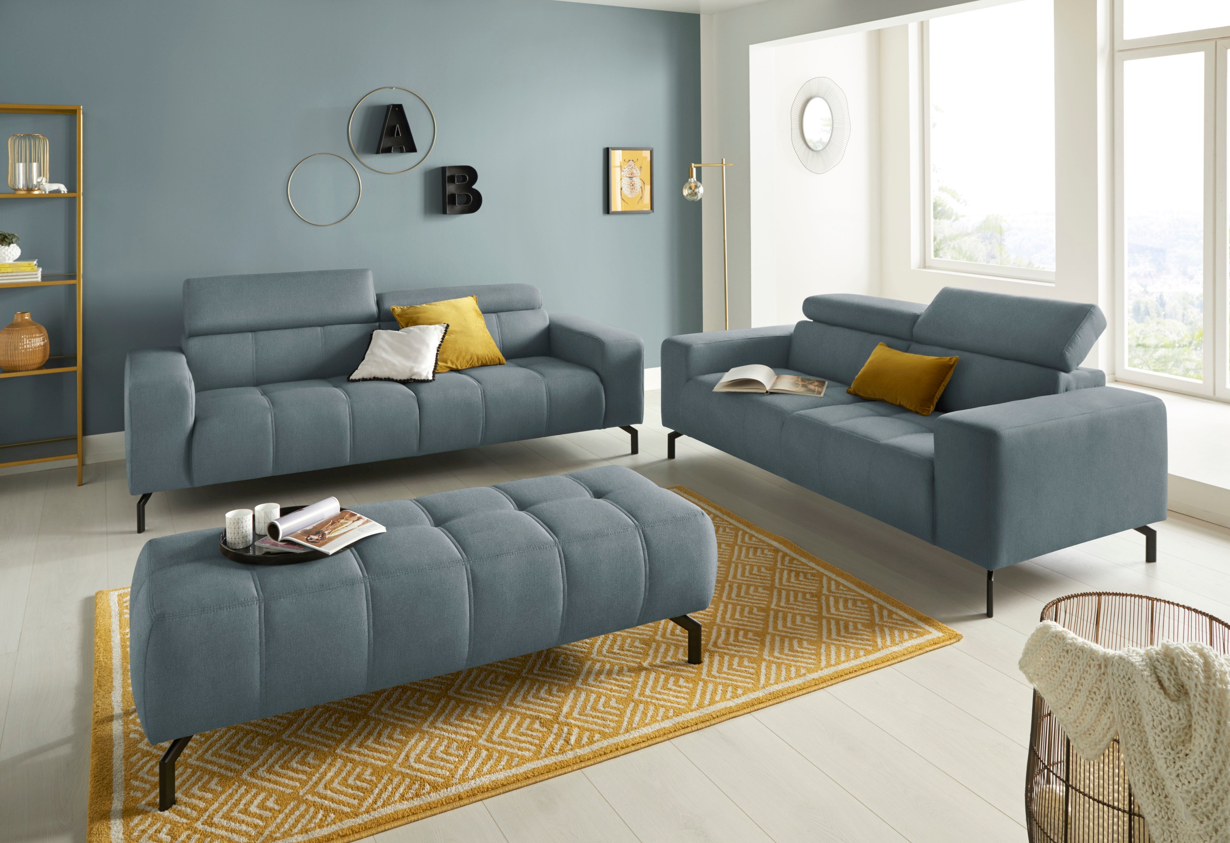 DOMO collection 2,5-Sitzer »Cunelli zeitlos und elegant, moderne Sitznähte als Designelement,«, wahlweise mit 6-fach verstellbaren Kopfteilen, fester Sitzkomfort
