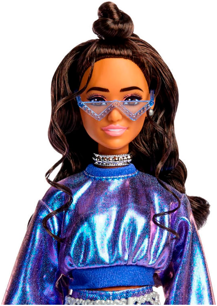 Barbie Anziehpuppe »Barbie Deluxe Style im blauen Metallic Outfit«