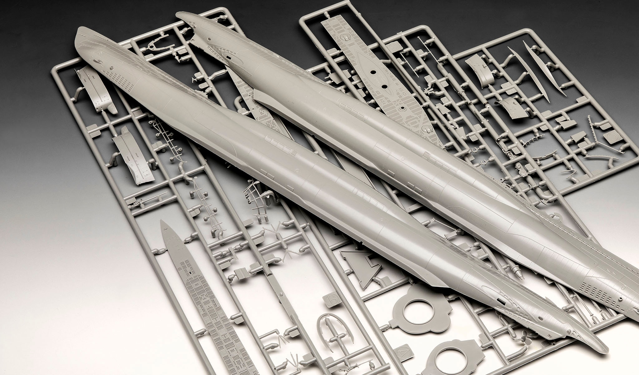 Revell® Modellbausatz »Geschenkset zum Film Das Boot« 1:144 Made in Europe