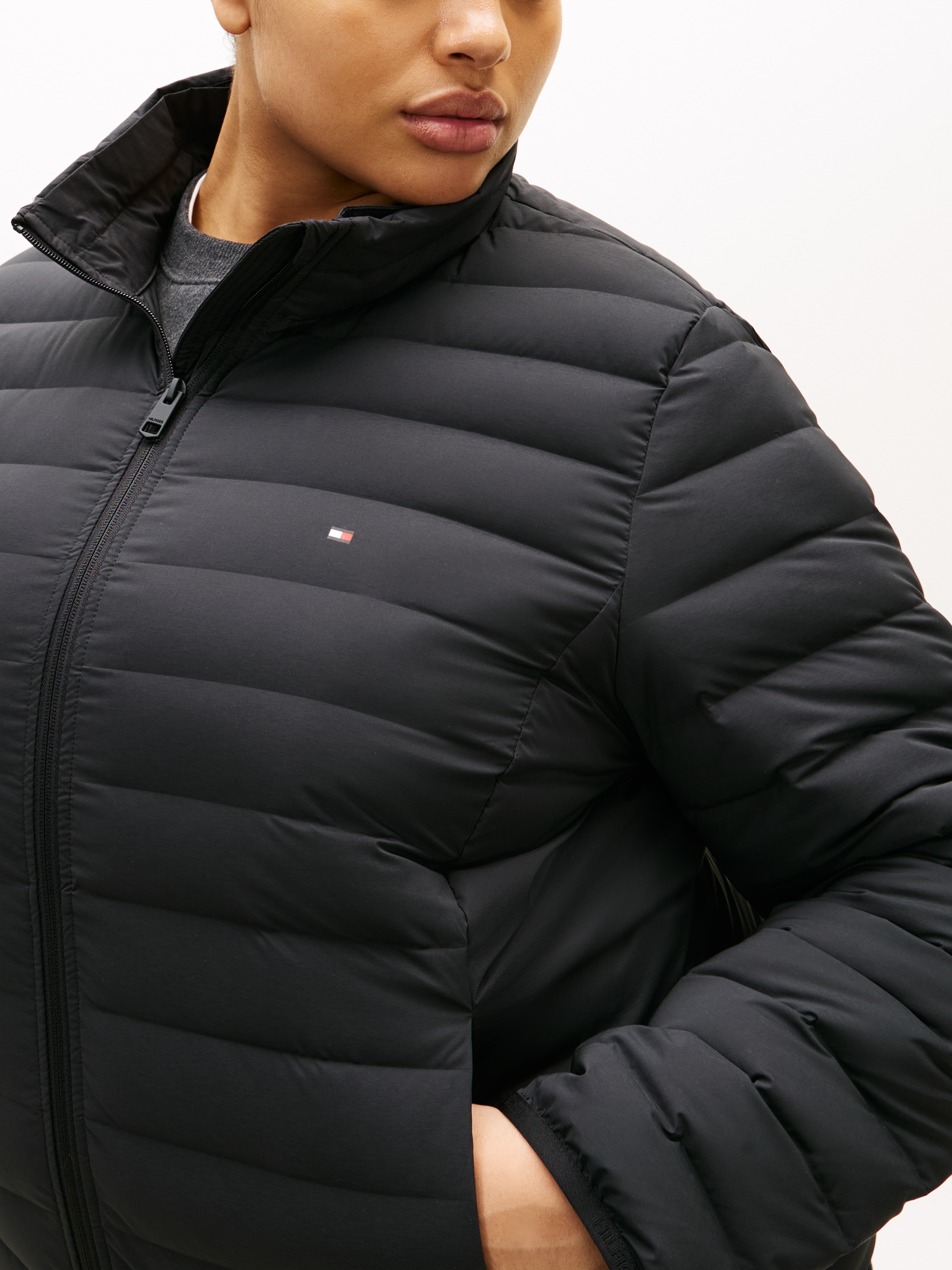 Tommy Hilfiger Curve Steppjacke »CRV STRETCH NYLON LW DOWN JACKET« mit Kapuze in großen Größen