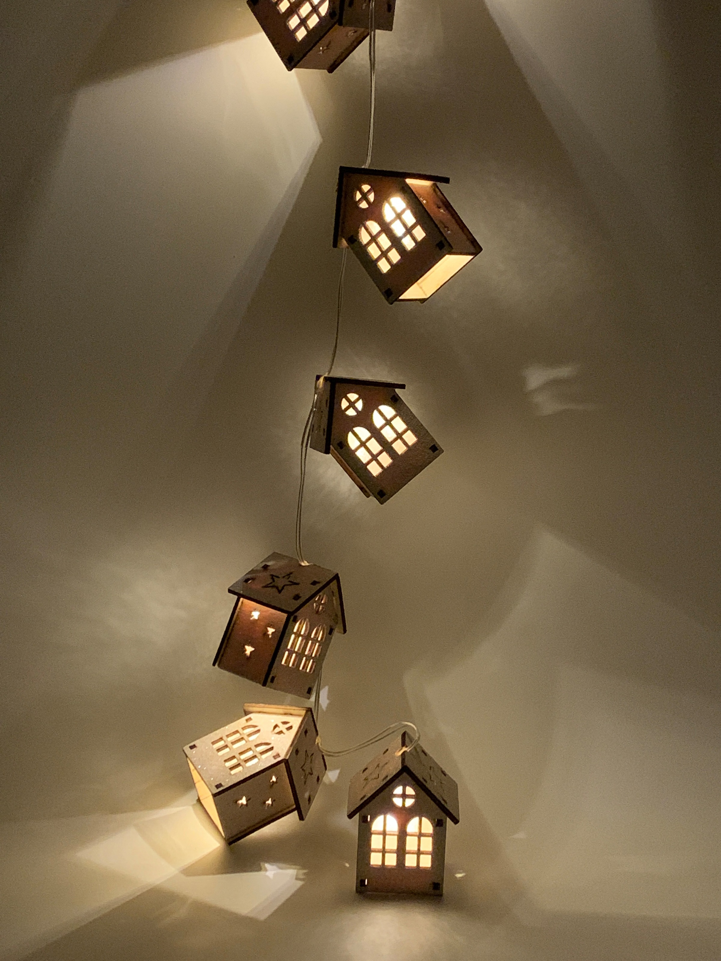 Lichterkette »Weihnachtsdeko«, 8 St.flammig, mit Häuschen aus Holz