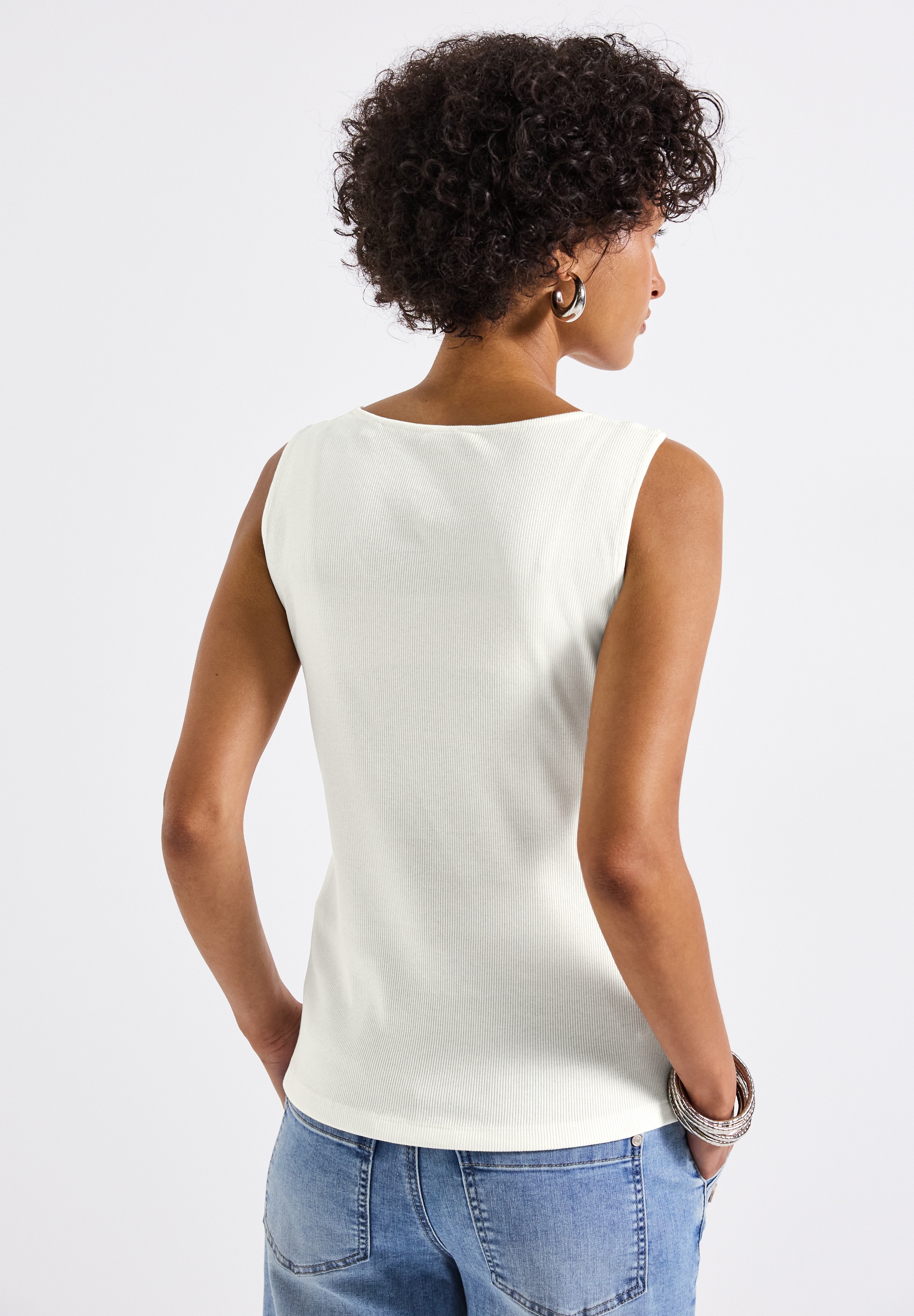 STREET ONE Shirttop »GANIA«, mit Herzausschnitt und Stretch