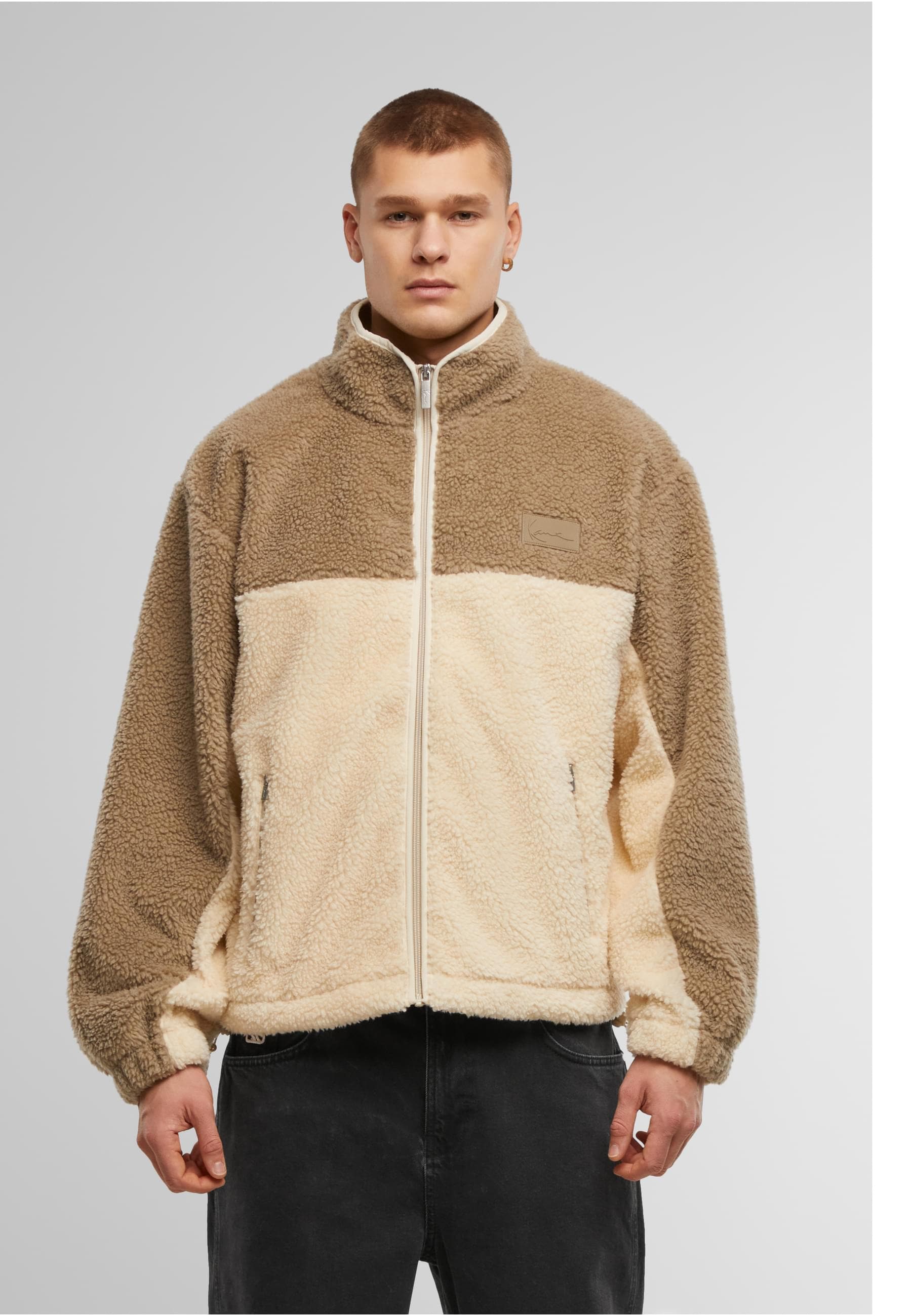 Karl Kani Winterjacke »Karl Kani Signature Rubber Patch Teddy Zip Jacket« 1 Stk. tlg. ohne Kapuze