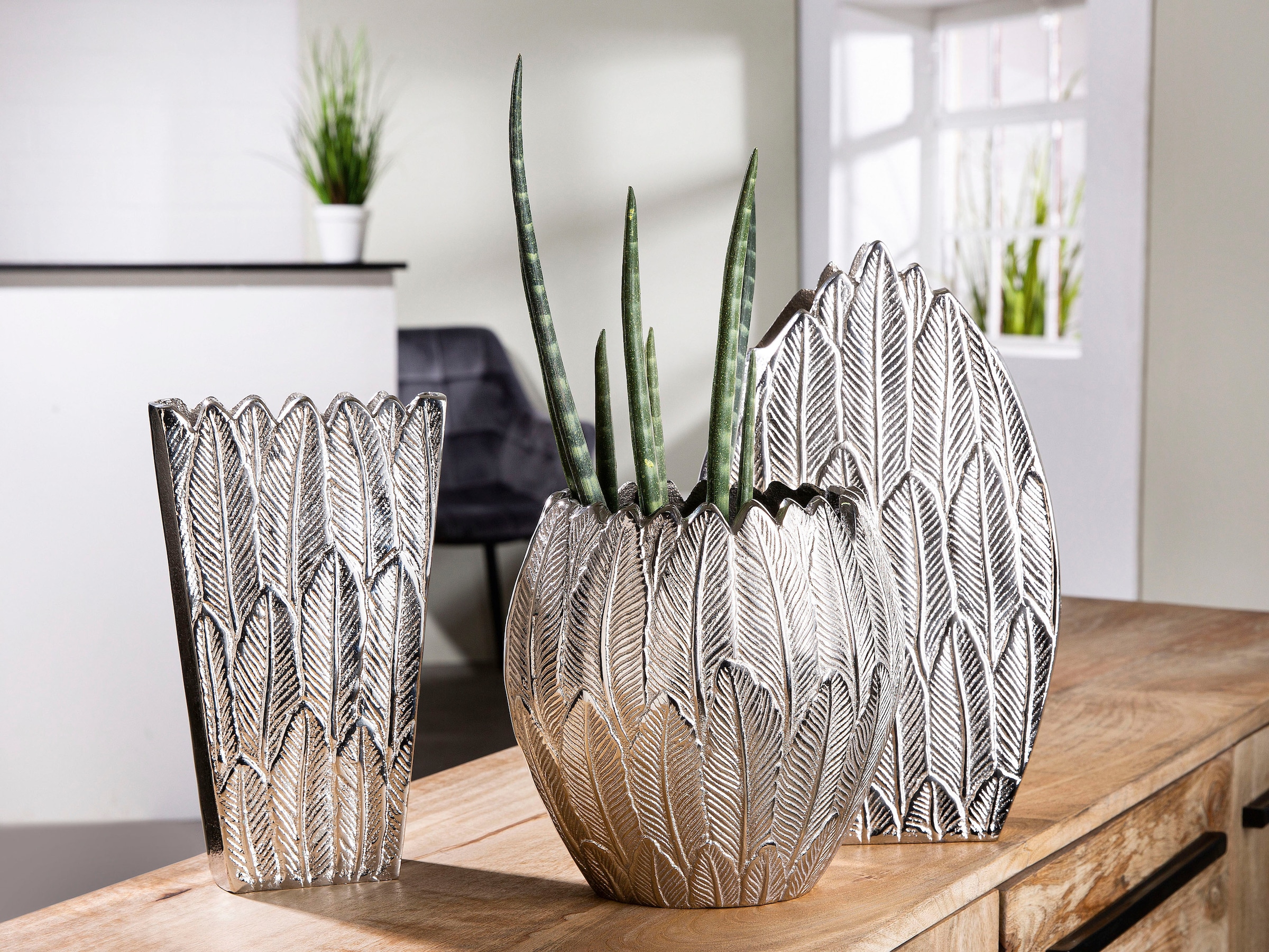 Casablanca by Gilde Dekovase »Feder«, (1 St.), Vase aus Aluminium, Dekoobjekt, Tropfenform