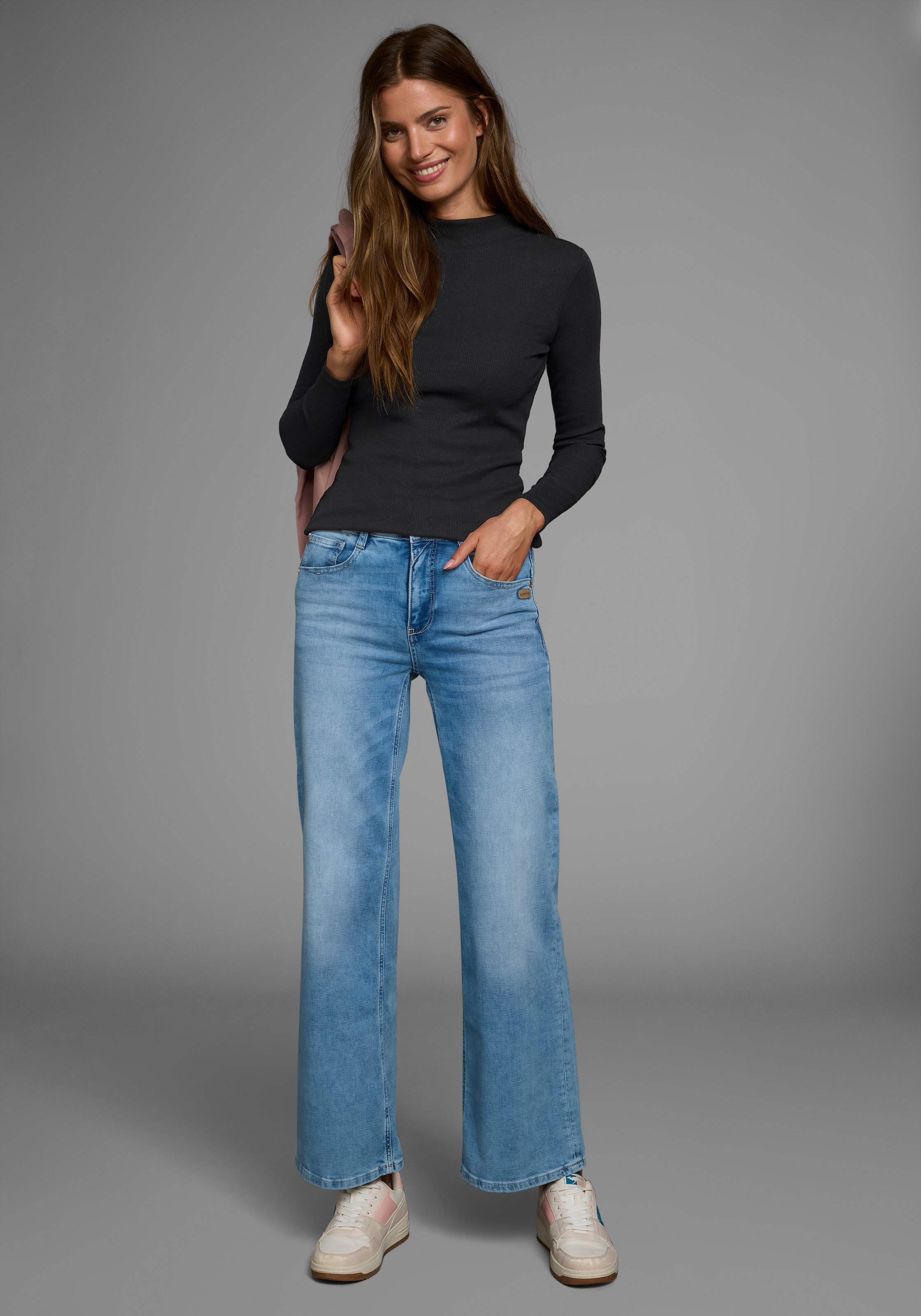 AJC Langarmshirt langärmelig,  Basic-Stil,  Stehkragen,  ideal für Büro und Freizeit