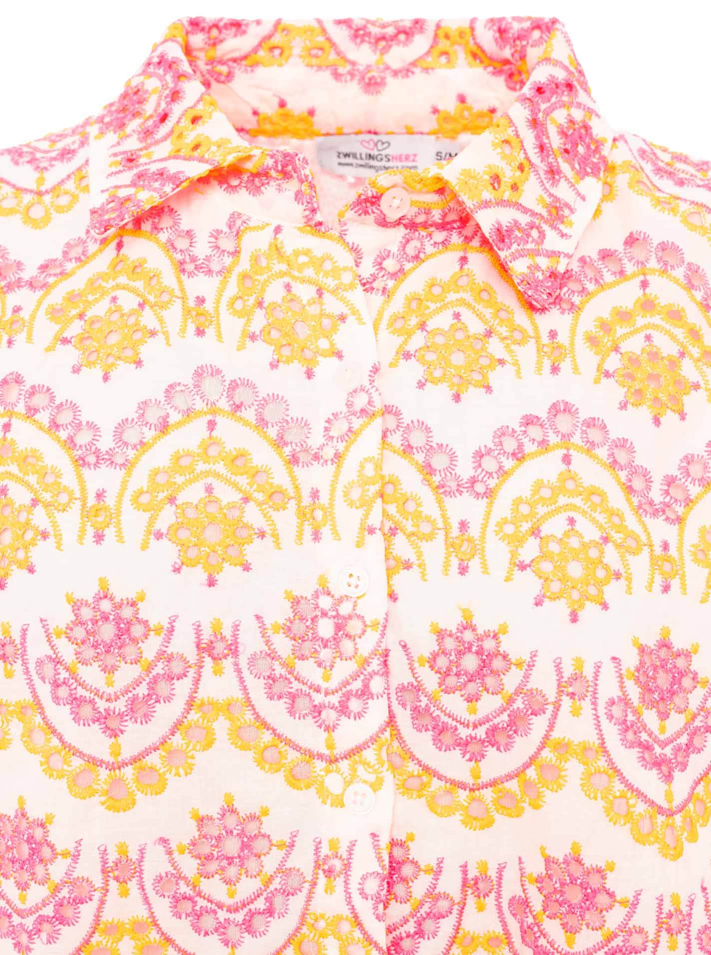 Zwillingsherz Kurzarmbluse »"Lochstickerei"« langarm, mit Kragen, Lochspitze, Knopfleiste