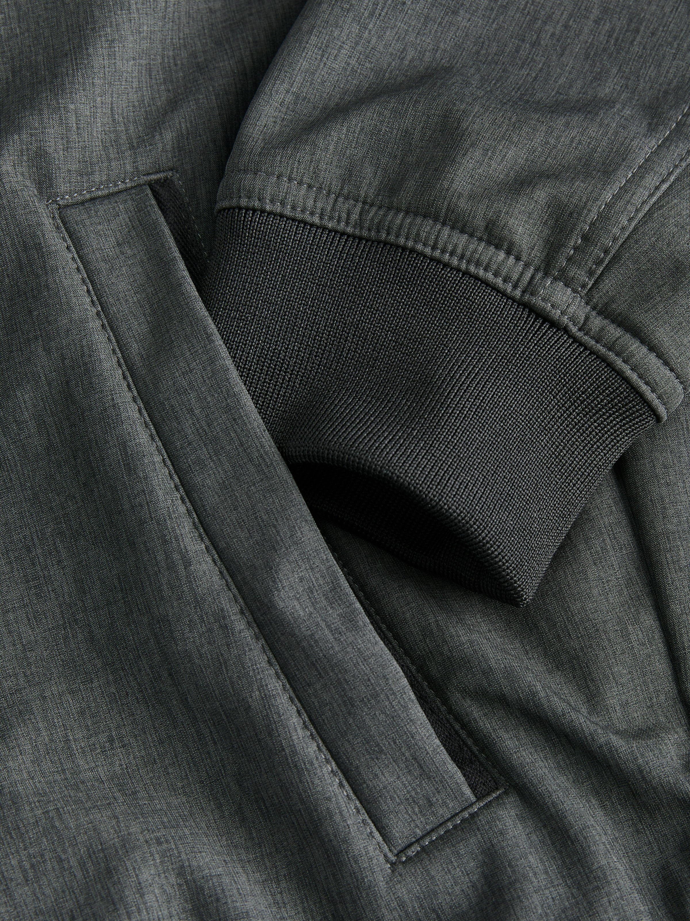 Jack & Jones Softshelljacke »JJELIAM SOFTSHELL BOMBER NOOS« Kunstfaser, regular fit
