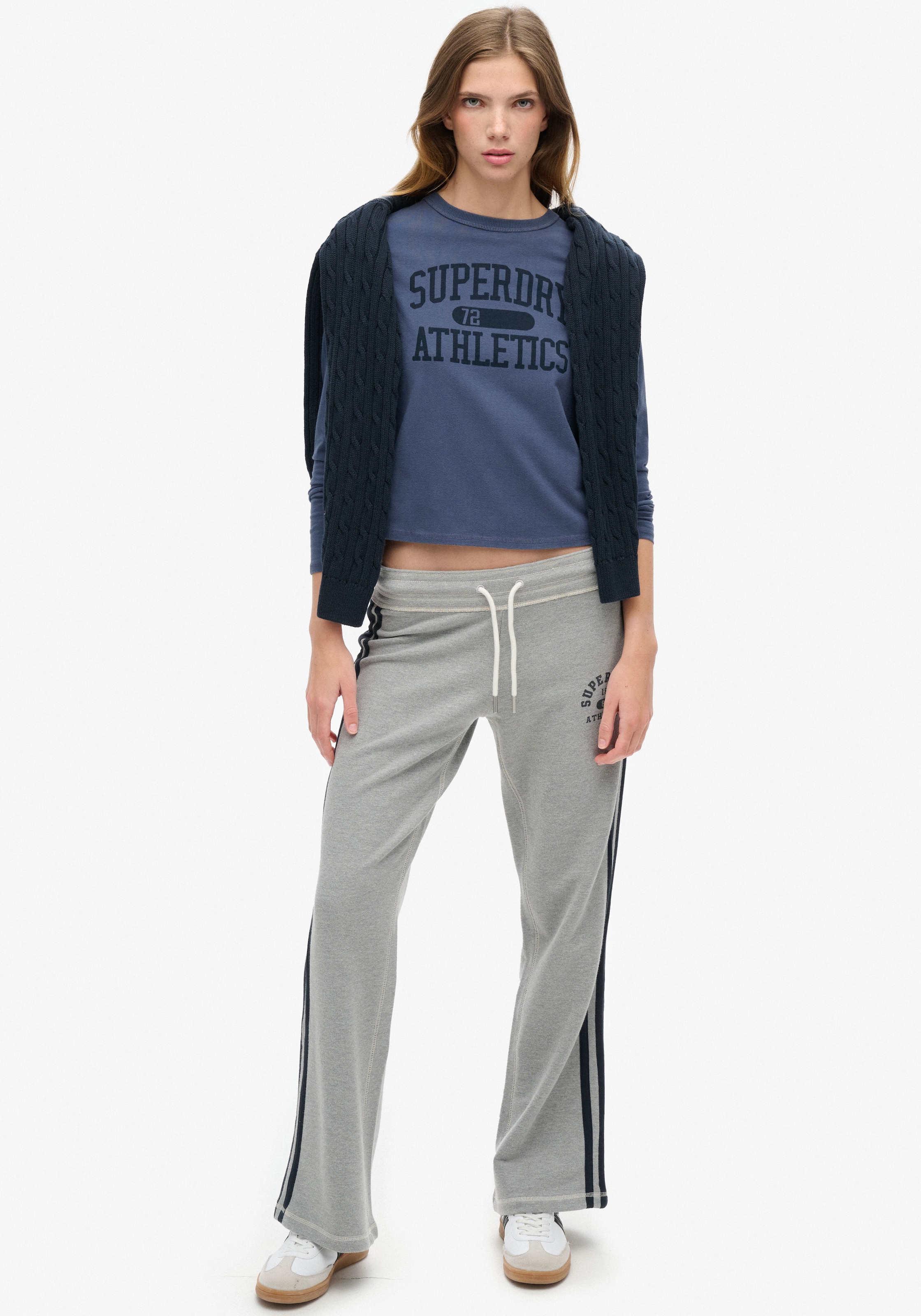 Sweathose »ATHLETIC STRIPE FLARE JOGGER«, Jogginghose mit Streifen und Schlag