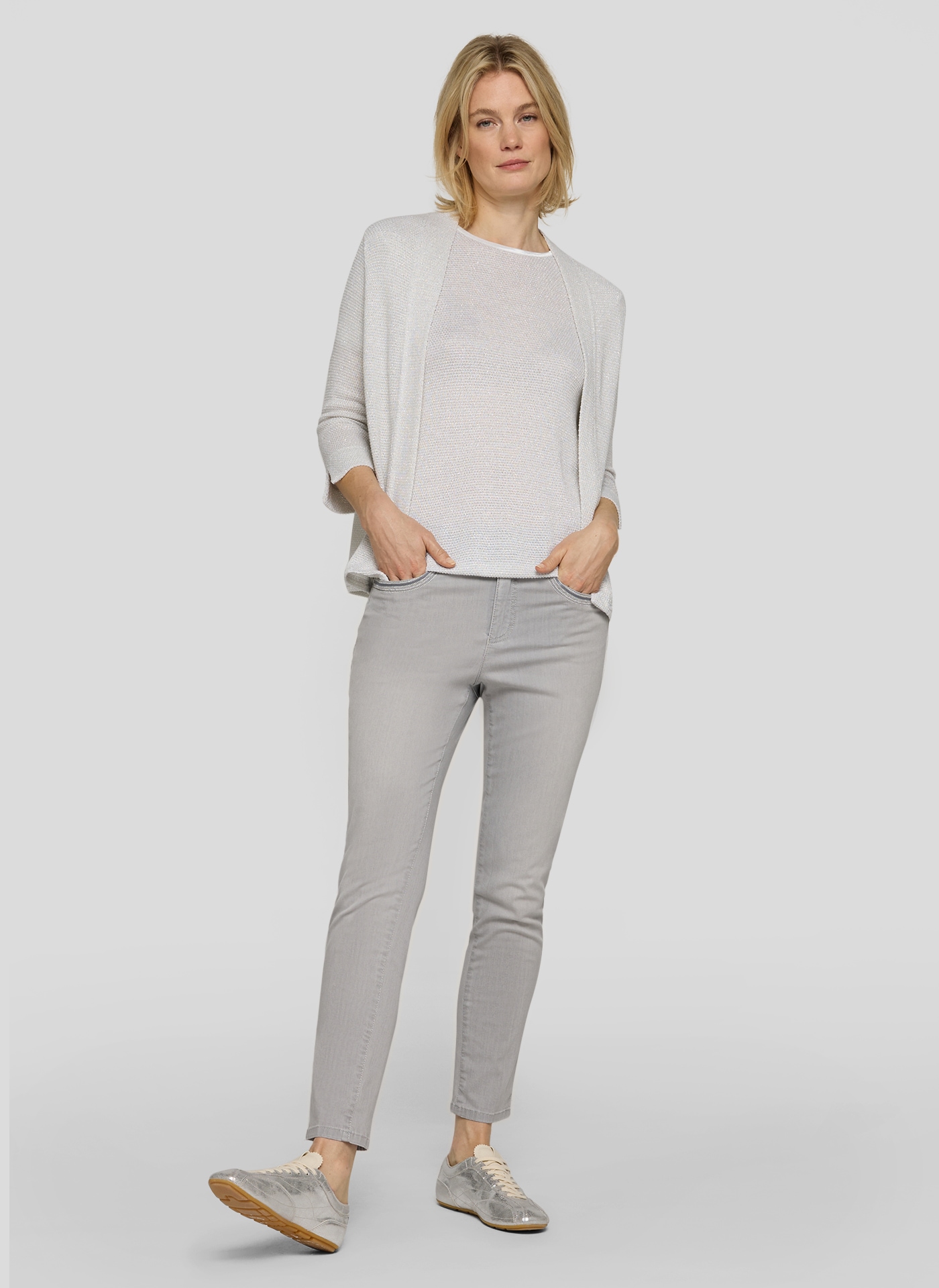 Rabe Strickjacke ohne Verschluss, mit Glitzer-Details