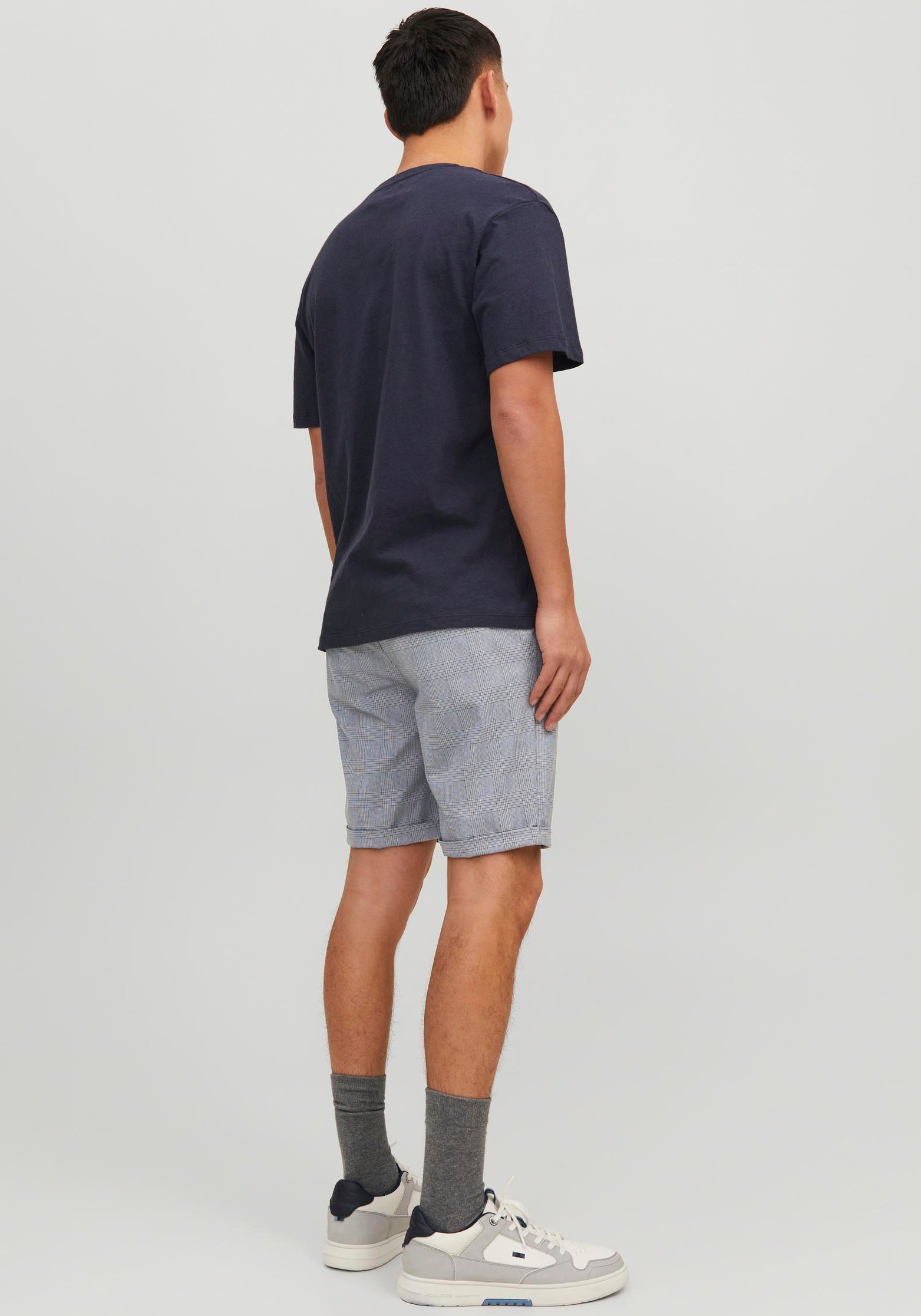 2. Bild von Jack & Jones Chinoshorts »JPSTCONNOR JJSHORTS SN«