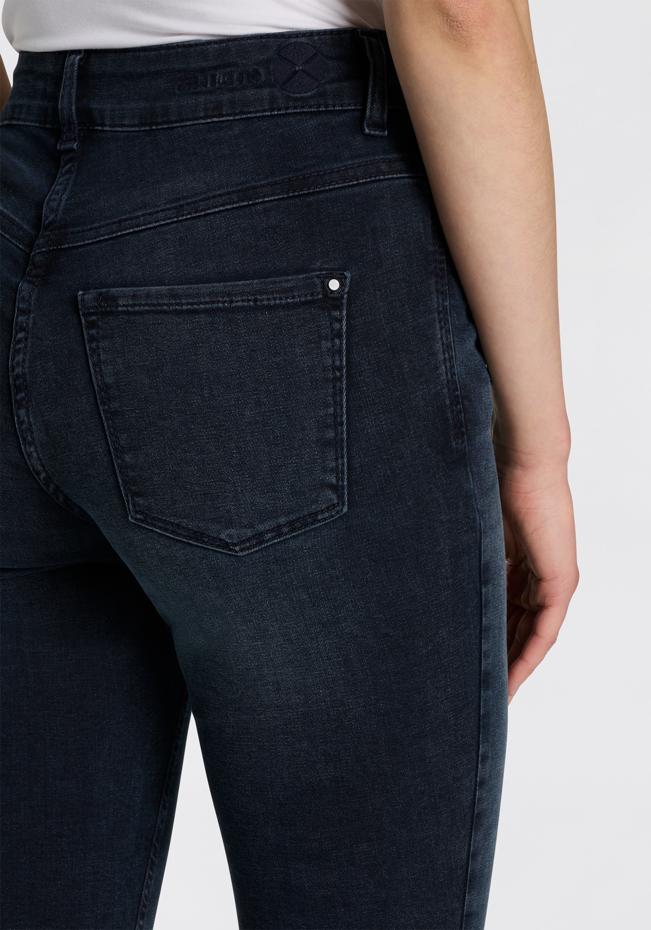 MAC Skinny-fit-Jeans »Dream Skinny« in hochelastische Qualität für den perfekten Sitz