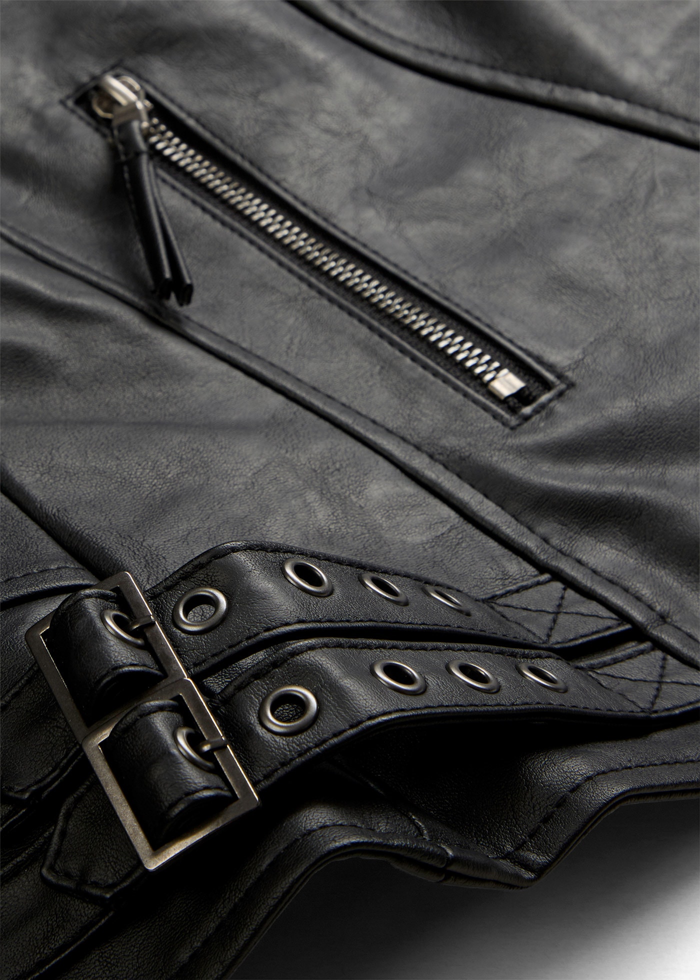 bonprix Lederimitatjacke Lederimitat-Jacke aus reiner Viskose