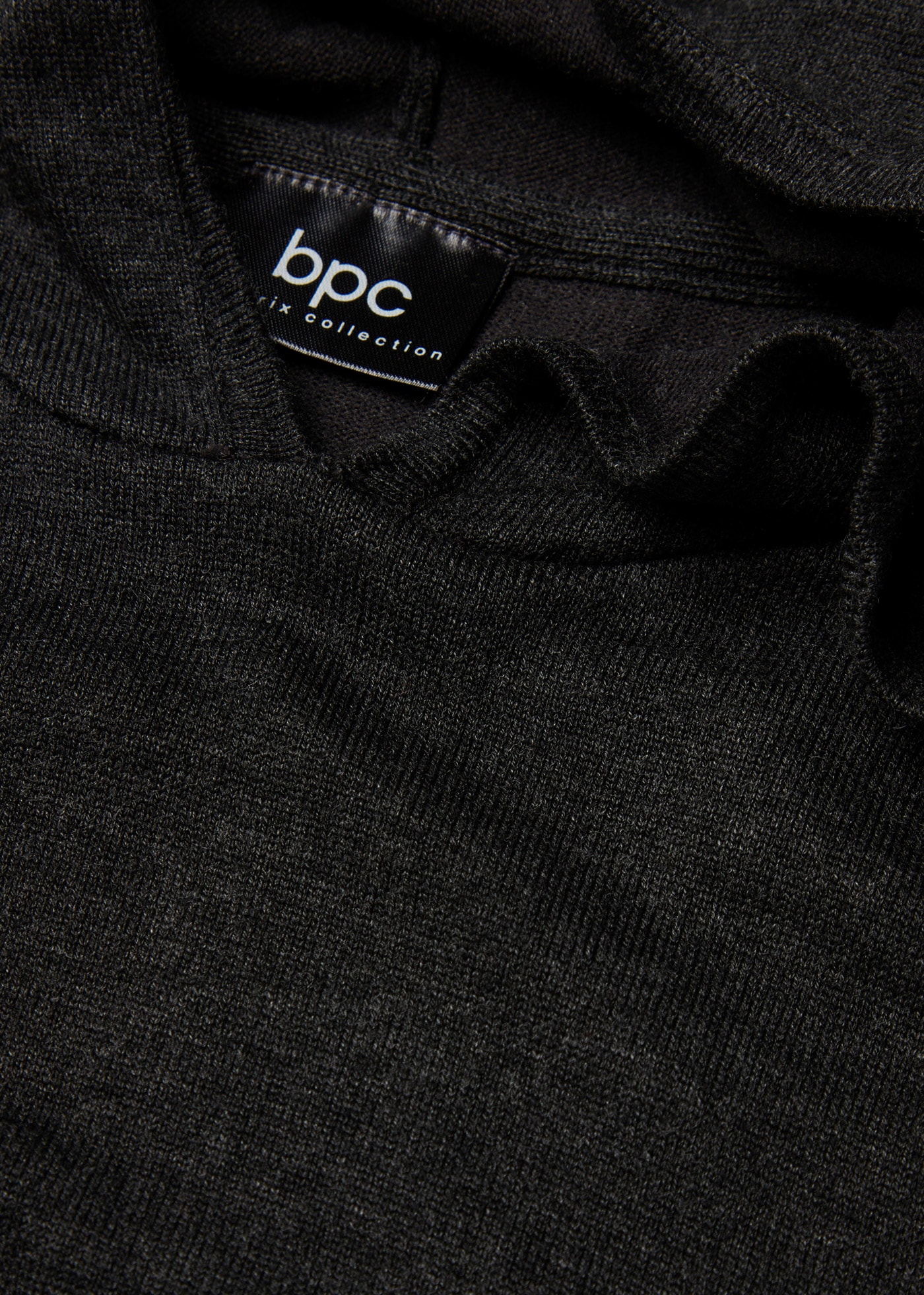 bonprix Strickpullover mit Kängurutasche