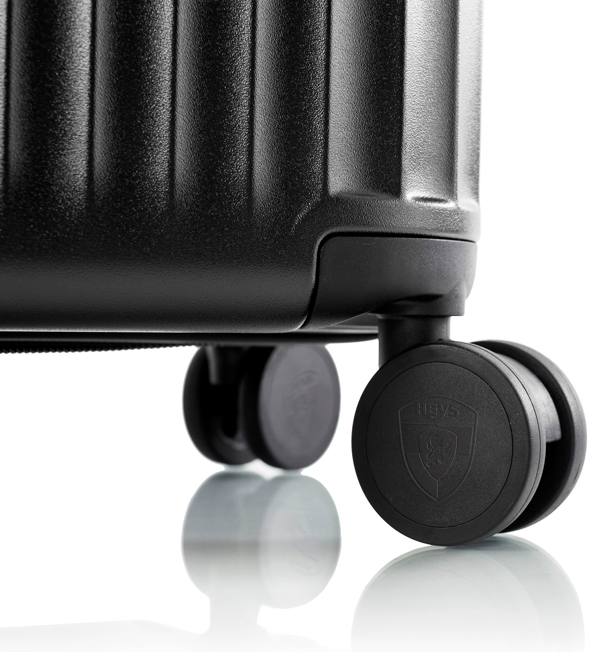 Heys Hartschalen-Trolley »Smart Luggage®, in verschiedenen Farben und Größen«, 4 Rollen, Heys x Joachim Llambi Handgepäck Smart Gepäck mit App-Funktion
