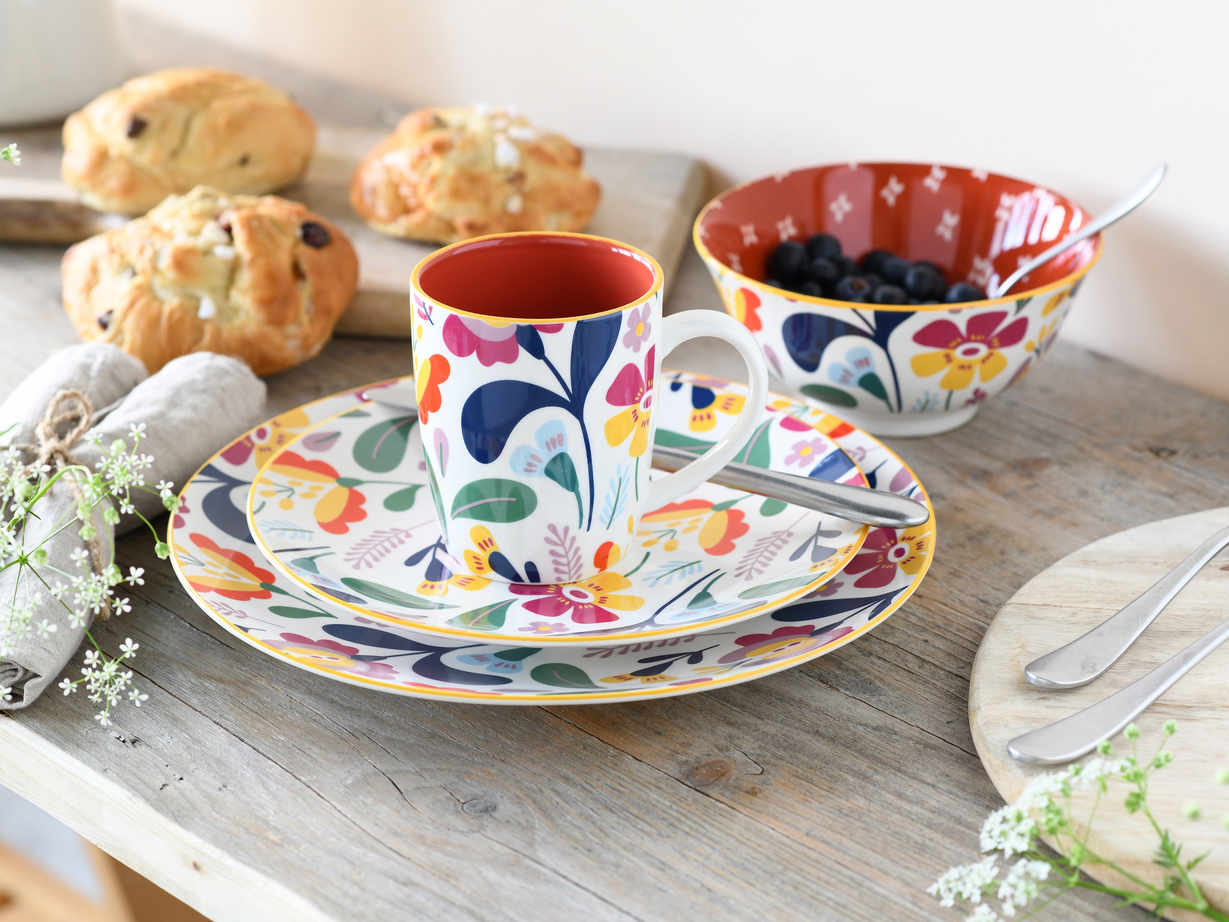 CreaTable Kombiservice »Folklore Bunt, Kombi-Service 16 tlg«, (Set, 16 tlg.), Blumenmotive