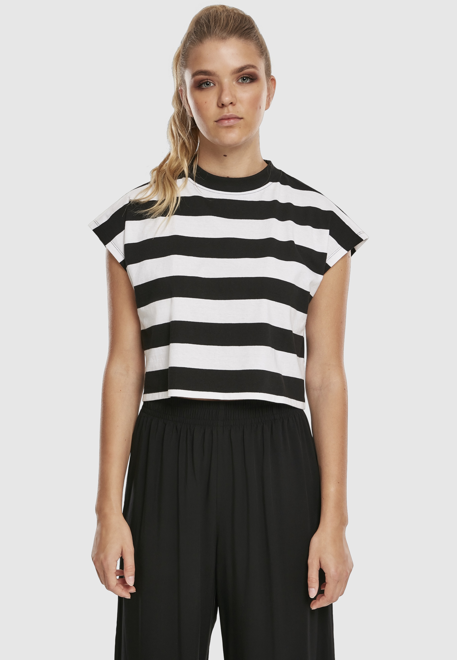 URBAN CLASSICS T-Shirt »Urban Classics Damen Ladies Stripe Short Tee« 1 Stk.