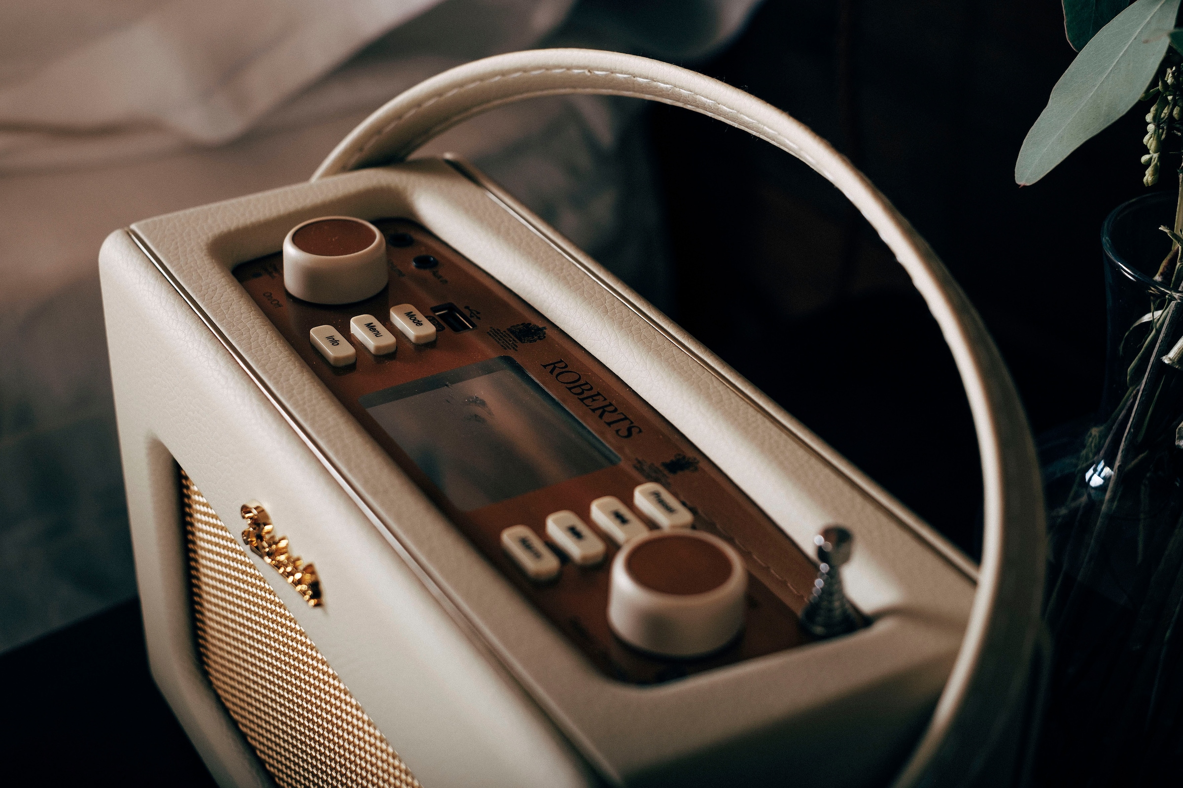 ROBERTS RADIO Internet-Radio »Revival iStream3L«, (Bluetooth-WLAN Internetradio-Digitalradio (DAB+)-FM-Tuner mit RDS)