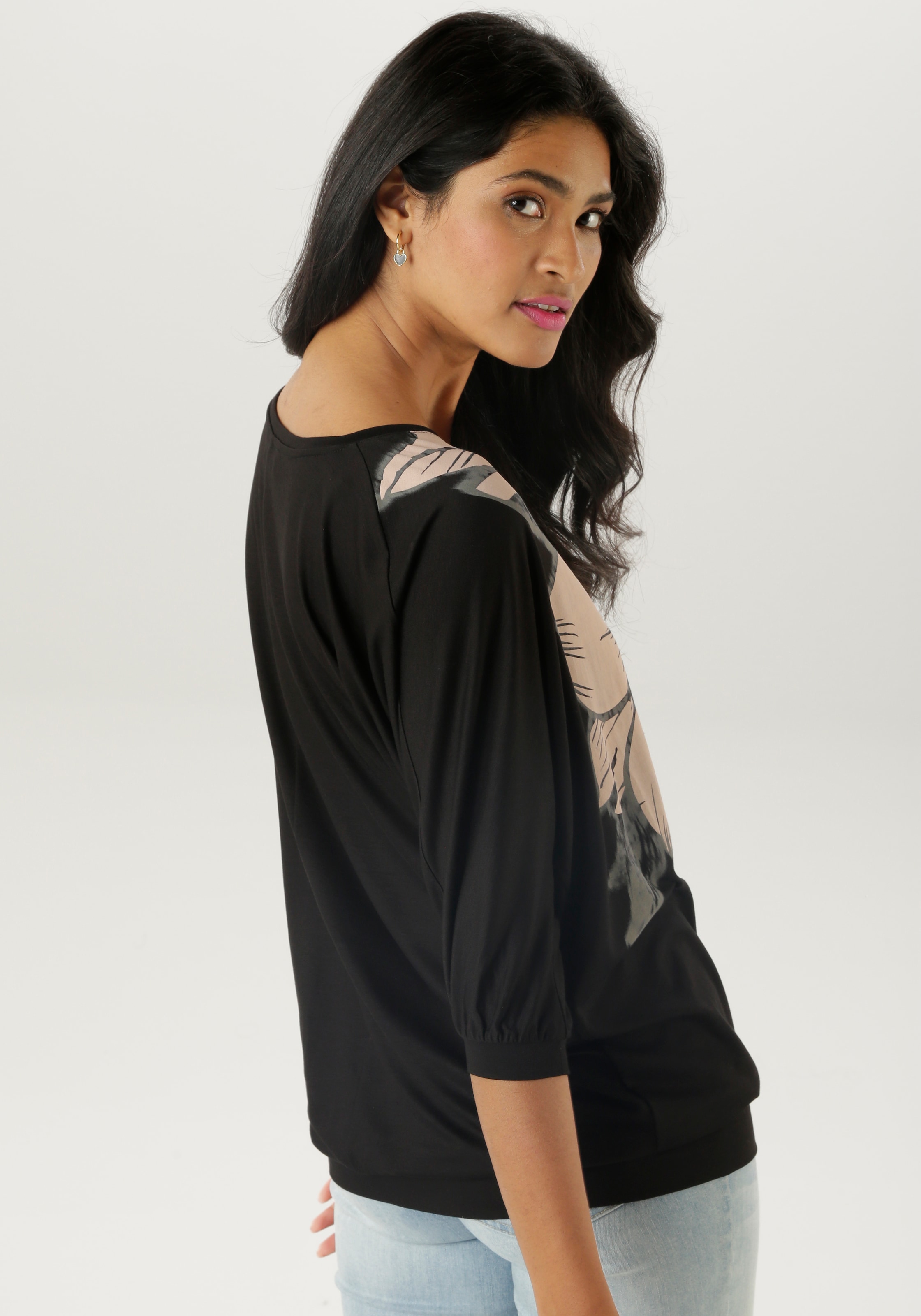 Aniston SELECTED Fledermausshirt, mit großem Front-Blumendruck