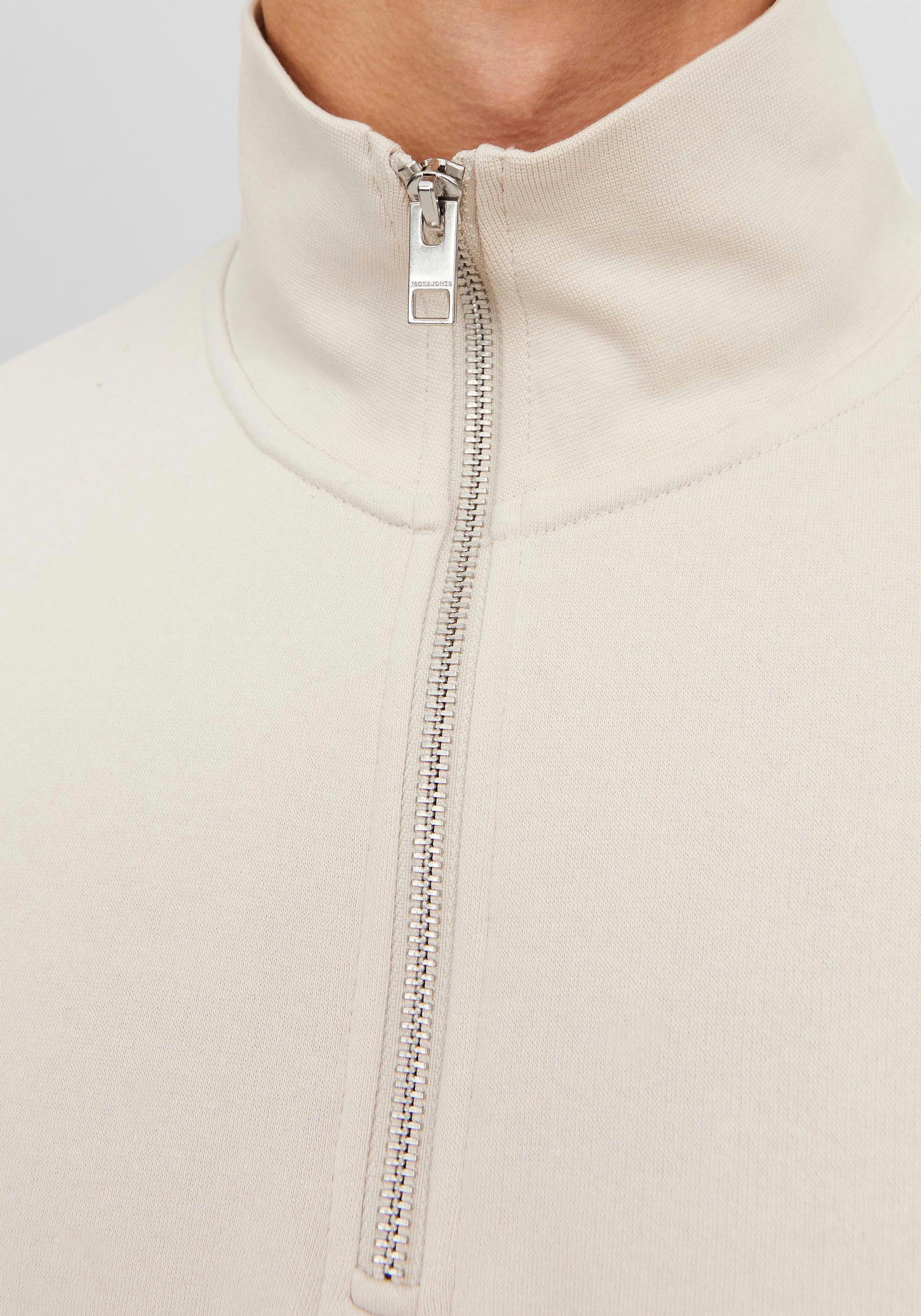 Jack & Jones Sweatshirt »JORVESTERBRO SWEAT QUARTER ZIP HN NOOS«, im Troyer-Look