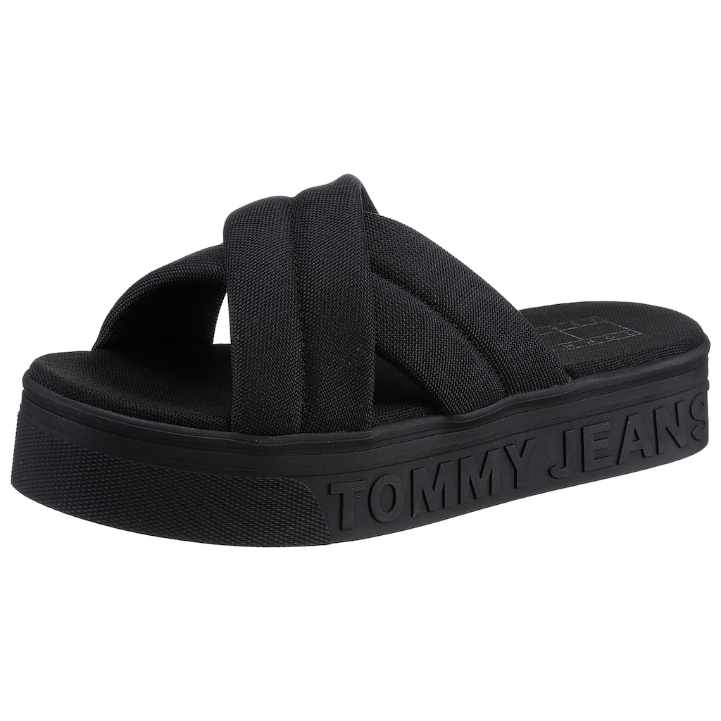 Tommy Jeans Pantolette »TOMMY JEANS FLTFRM SANDAL«, mit wattierter Kreuzbandage