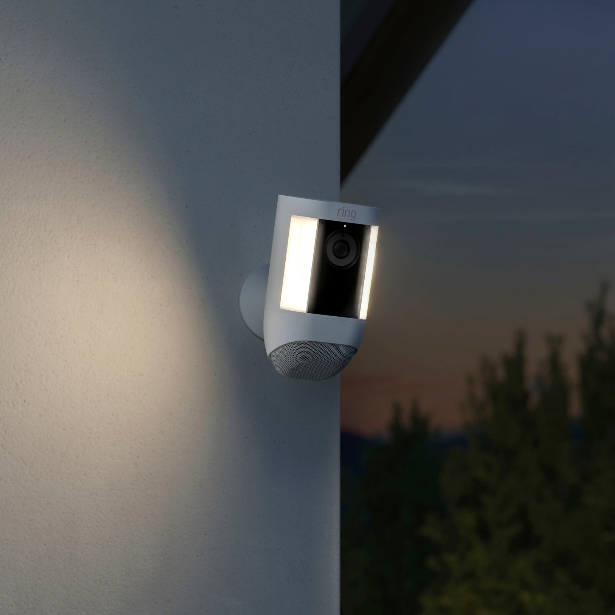 Ring Überwachungskamera »Spotlight Kamera Pro Akku«, Außenbereich