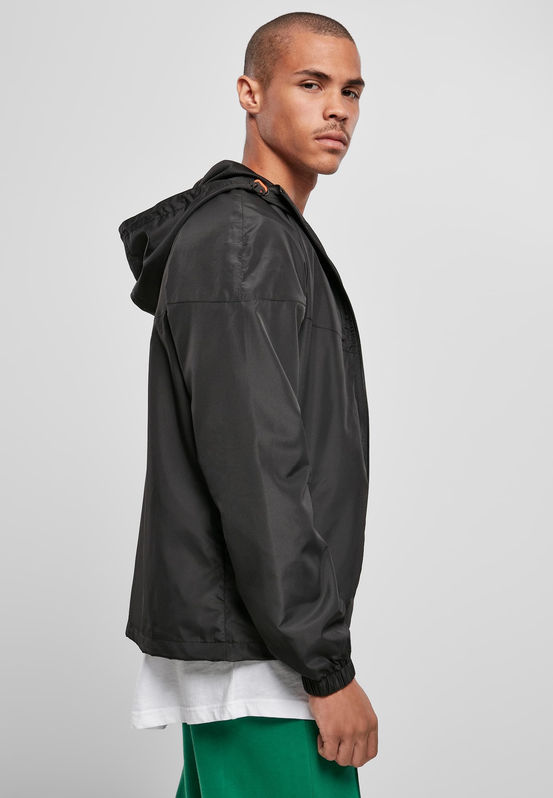 URBAN CLASSICS Allwetterjacke »Urban Classics Herren Recycled Windrunner« 1 Stk. tlg. mit Kapuze