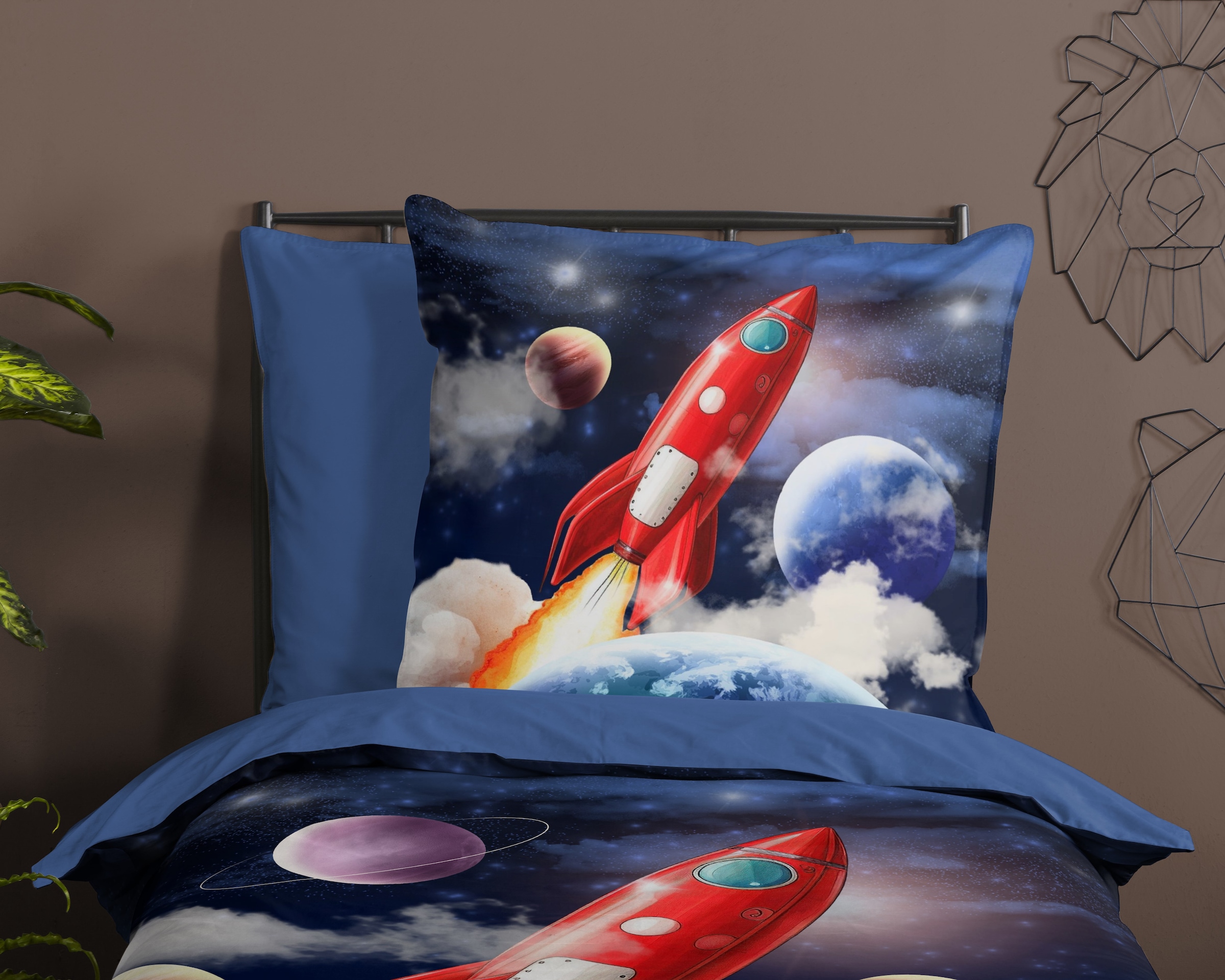 PURE luxury collection Kinderbettwäsche »Rocket«, Mikrofaser, 135x200, Wende, Kind, Junge, Rakete Weltraum Weltall, Blau