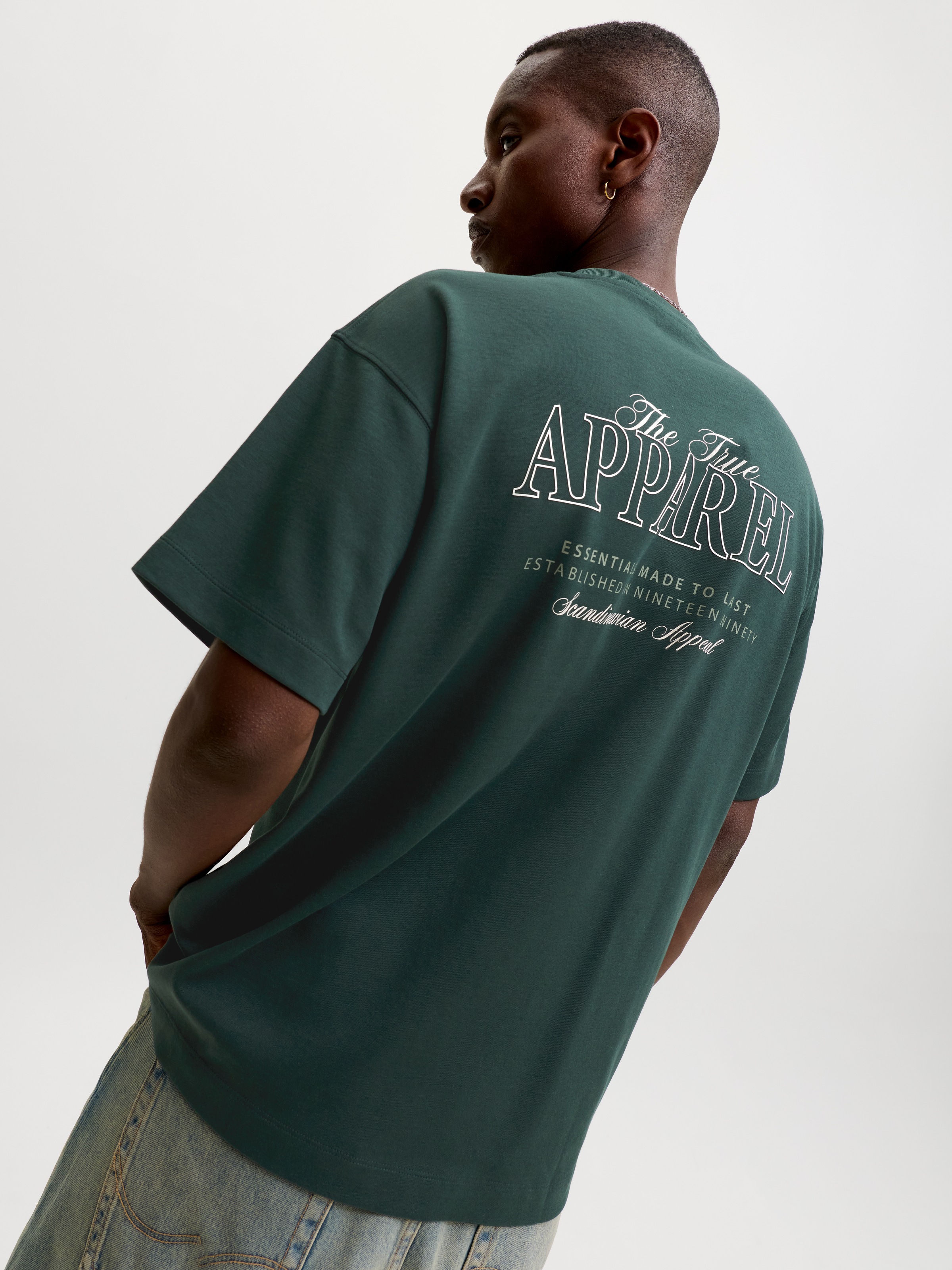 Jack & Jones T-Shirt »JJEBARRON STUDIO TEE SS O-NECK SN« Baumwollmischung, loose fit