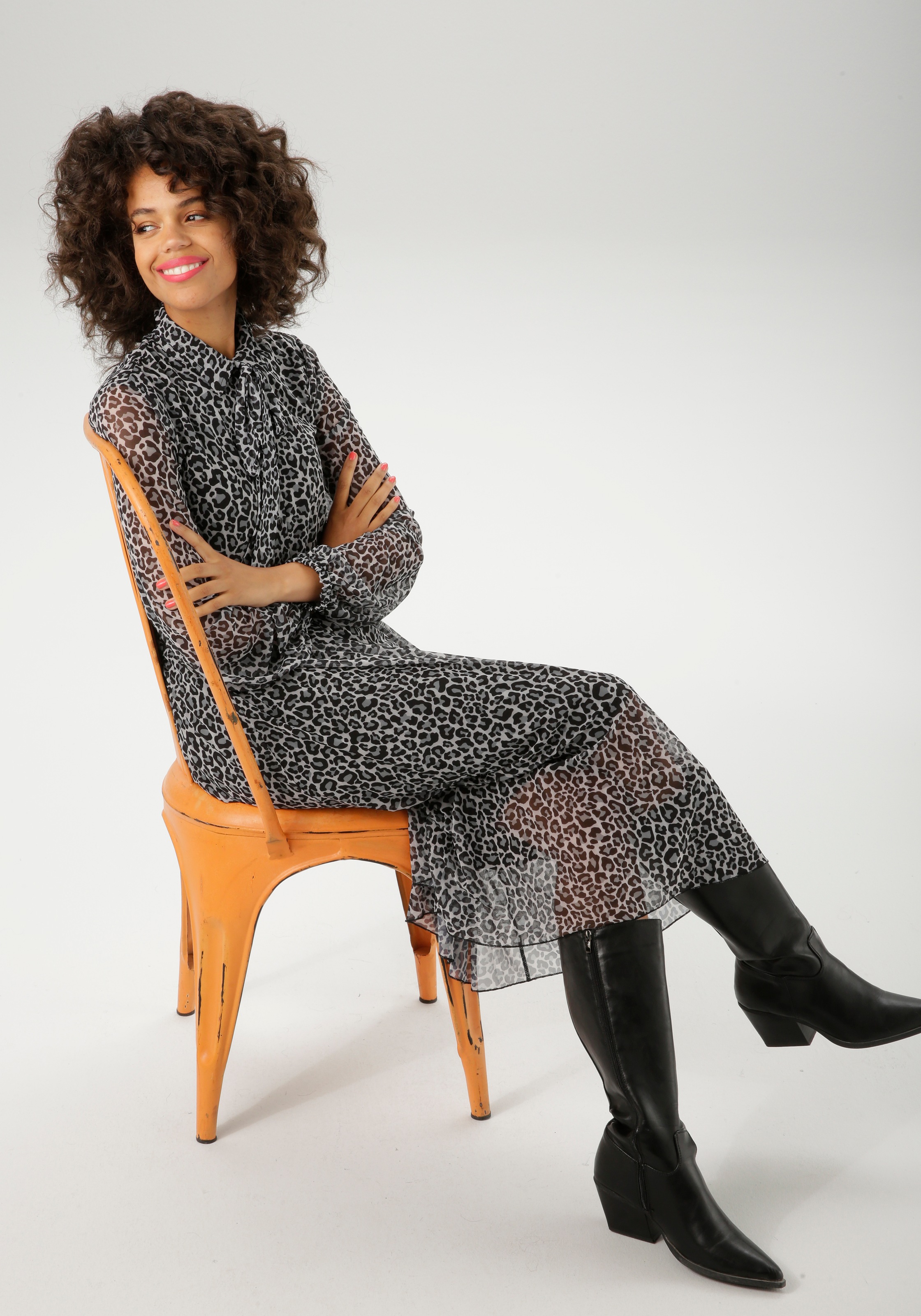 Aniston CASUAL Blusenkleid, mit farbharmonischem Animal-Print - NEUE KOLLEKTION