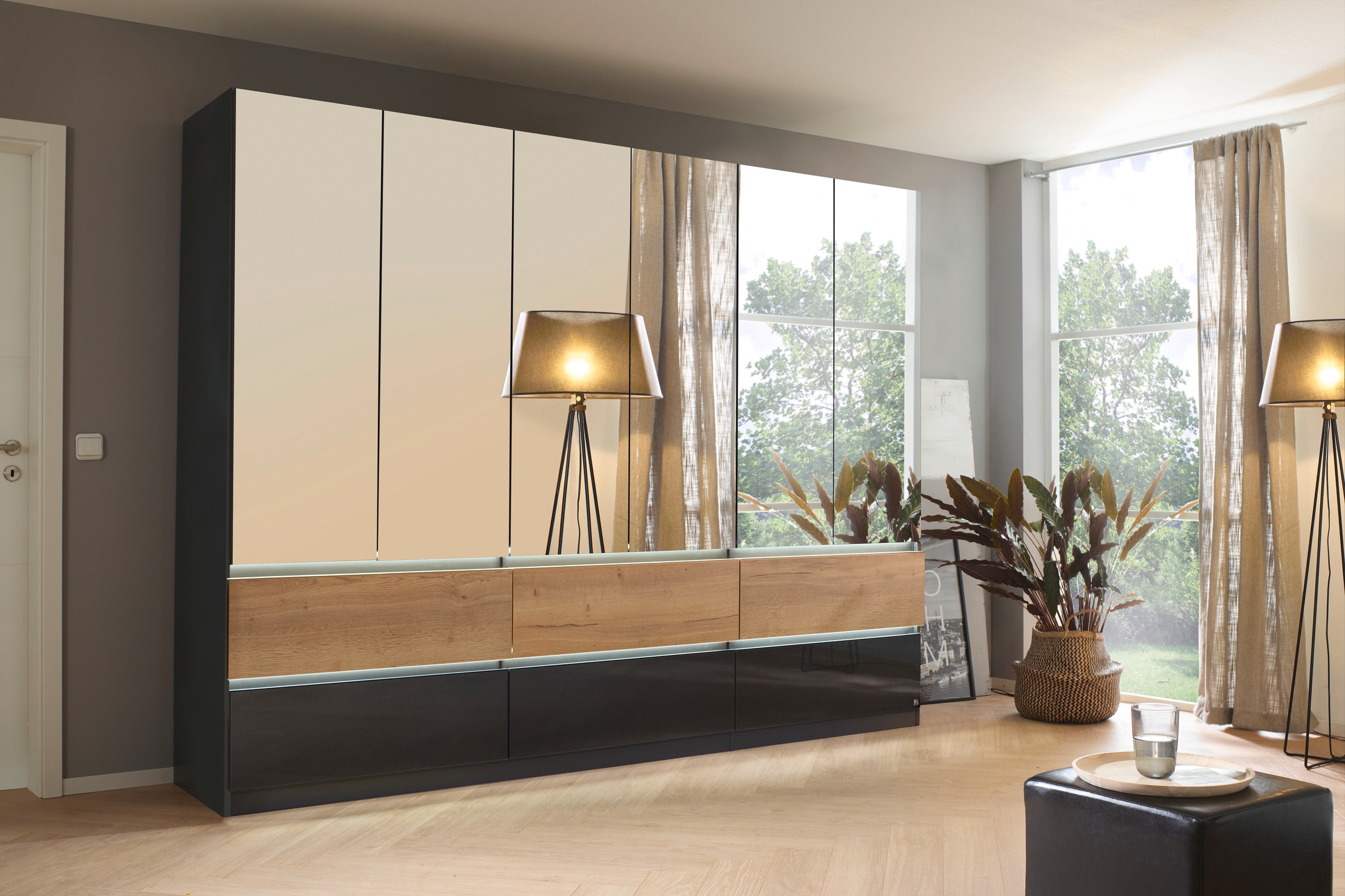 rauch Drehtürenschrank "Winnipeg" grifflose Front, Schubkästen m. Griffmuld günstig online kaufen