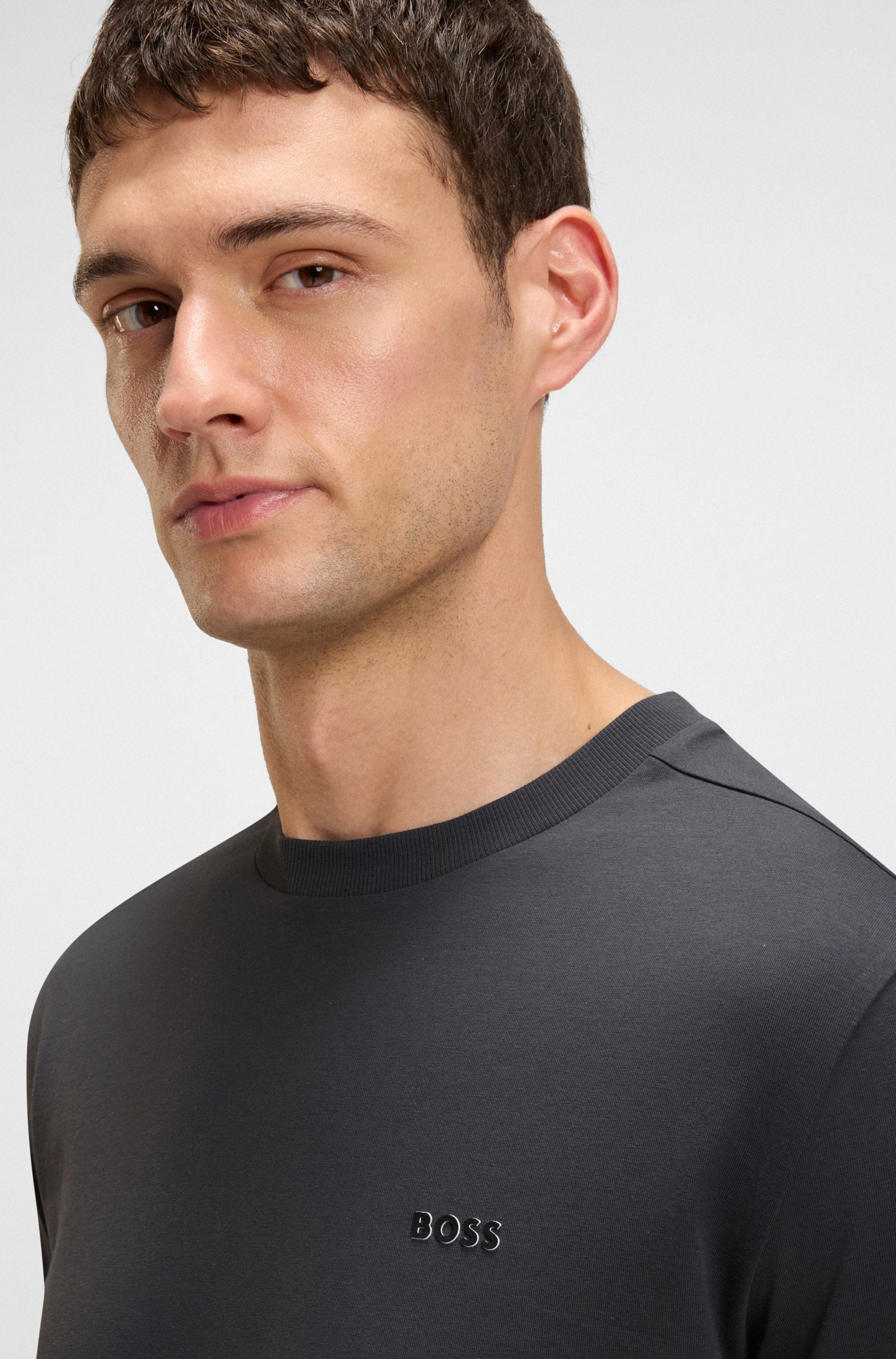 BOSS GREEN Rundhalsshirt »Tee« mit gummiertem Kontrast-Logo