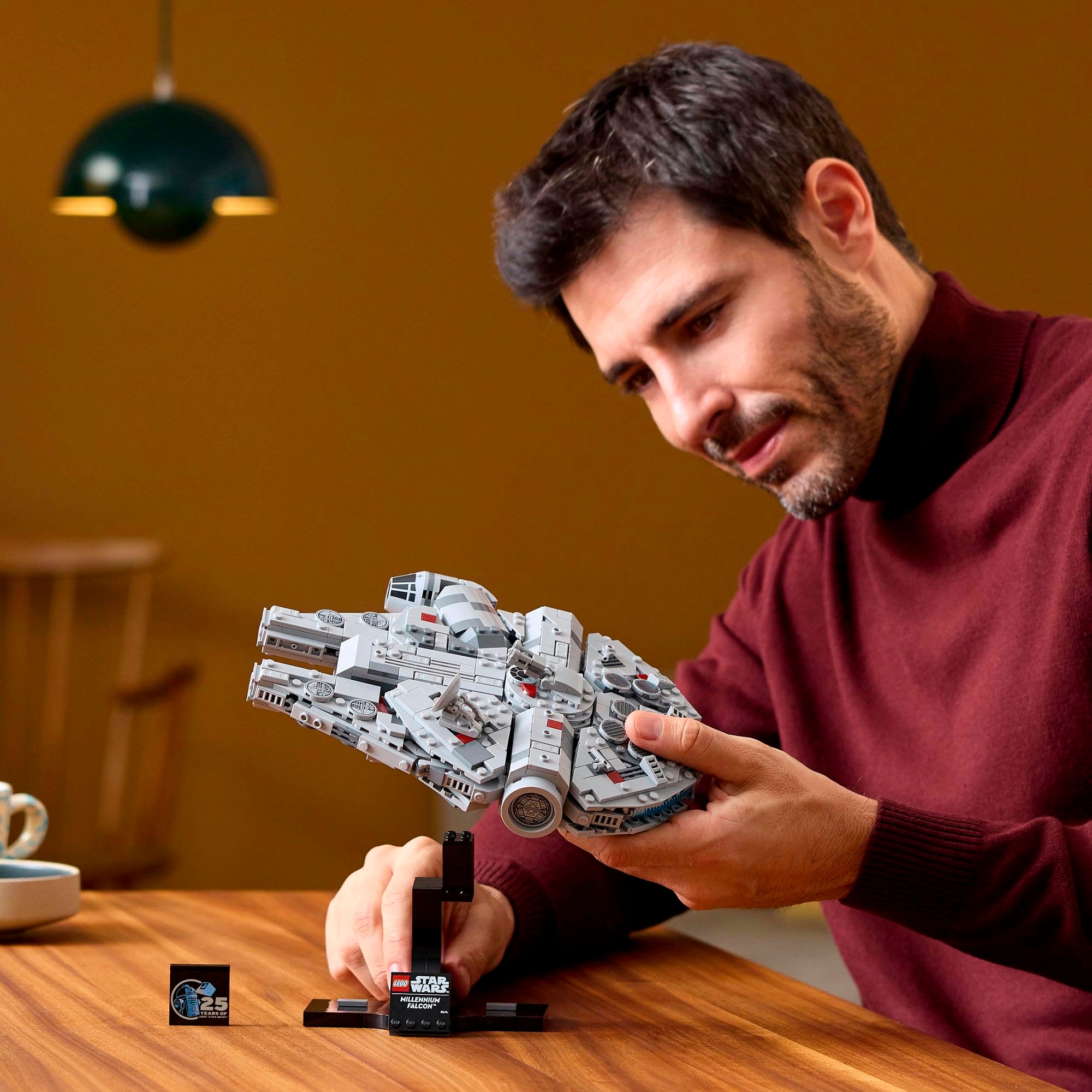 LEGO® Konstruktionsspielsteine »Millennium Falcon™ LEGO (75375), LEGO® Star Wars™«, (921 St.), Made in Europe