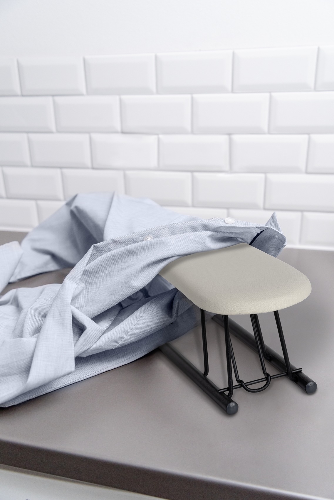 WENKO Ärmelbrett »Modell Leona« Bügelfläche 52 cmx12 cm platzsparend zusamm günstig online kaufen