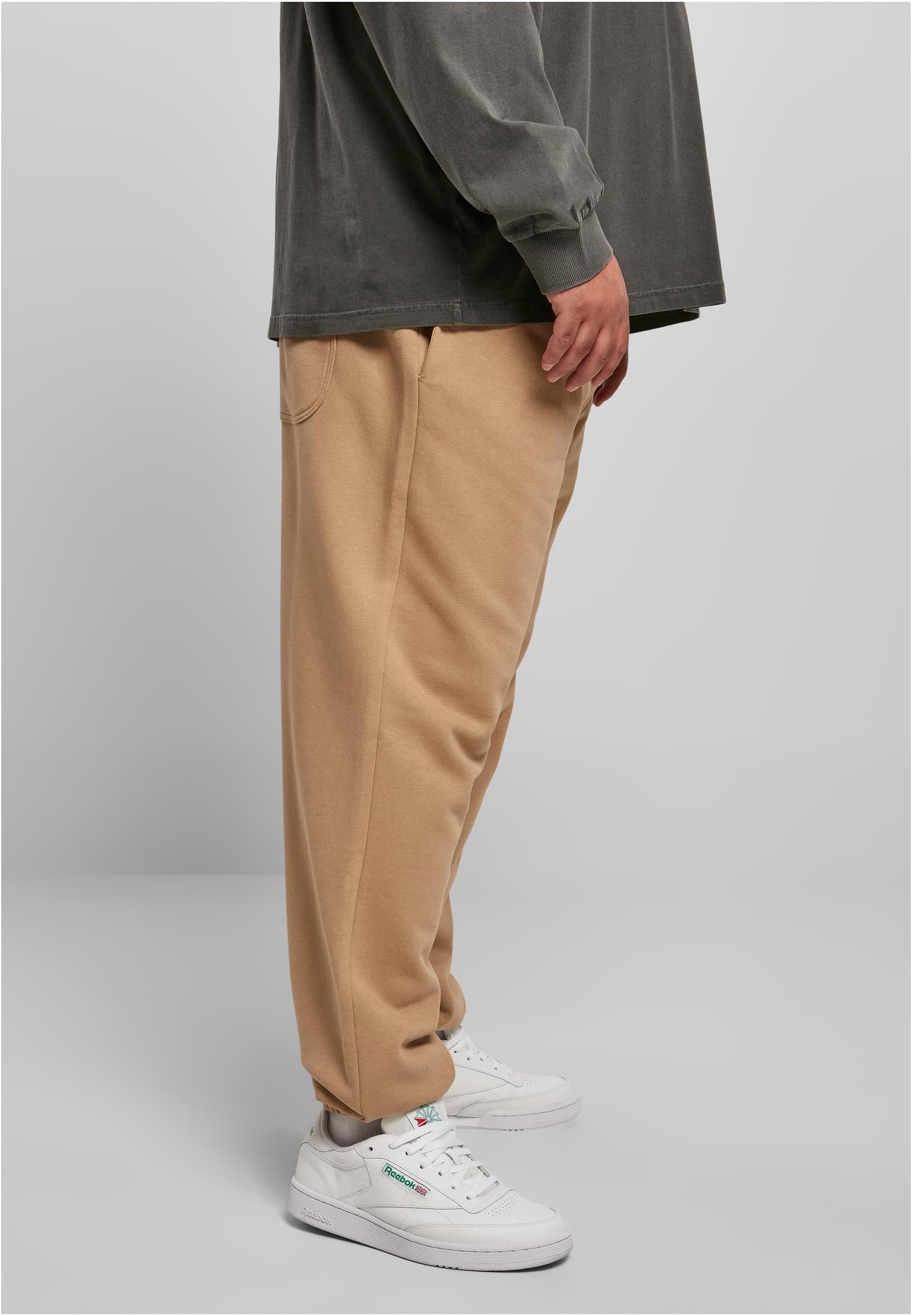 URBAN CLASSICS Stoffhose »Urban Classics Herren Basic Sweatpants 2.0«