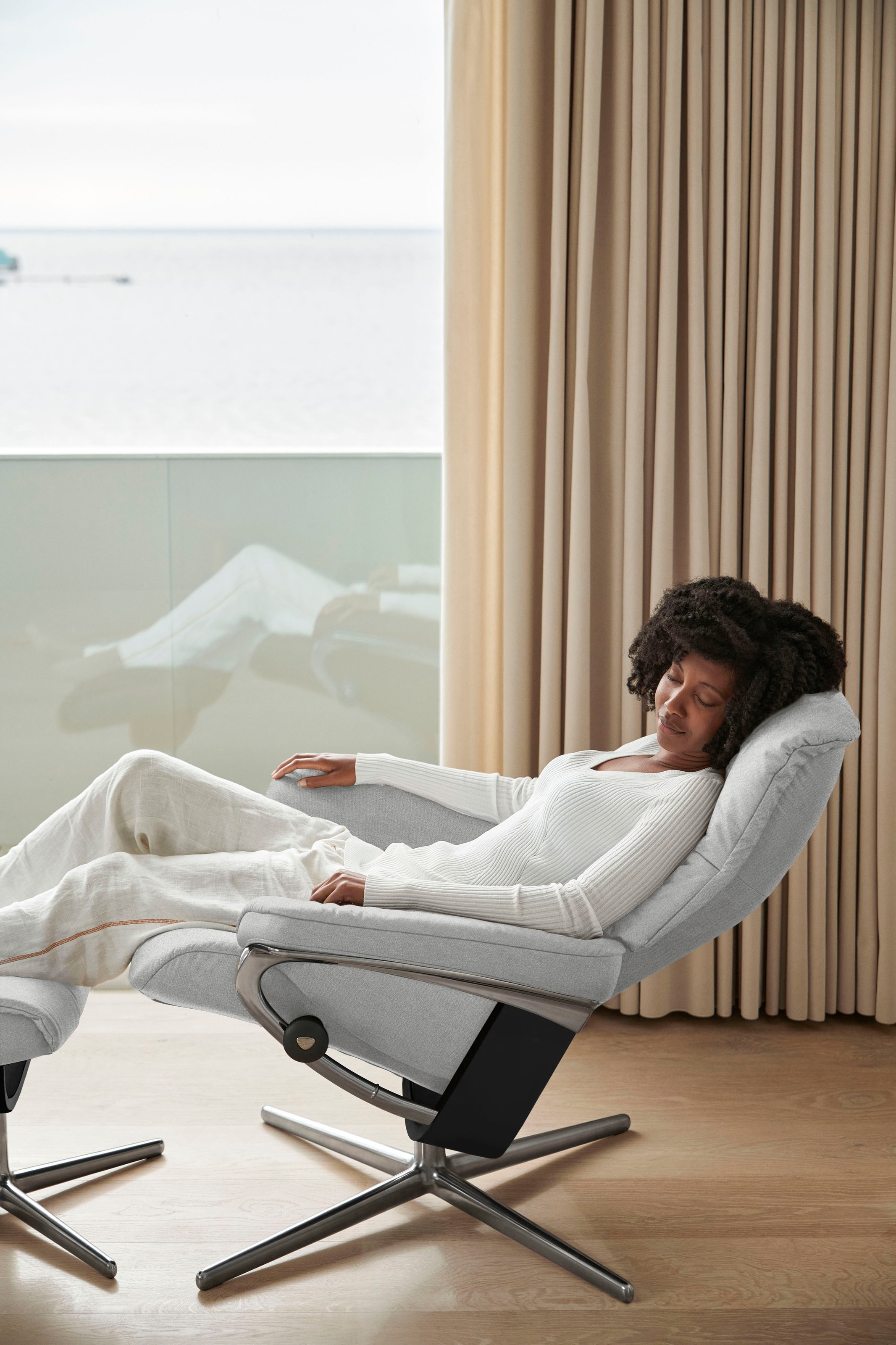 Stressless® Fußhocker »Mayfair«, mit Cross Base, Größe S, M & L, Holzakzent Schwarz