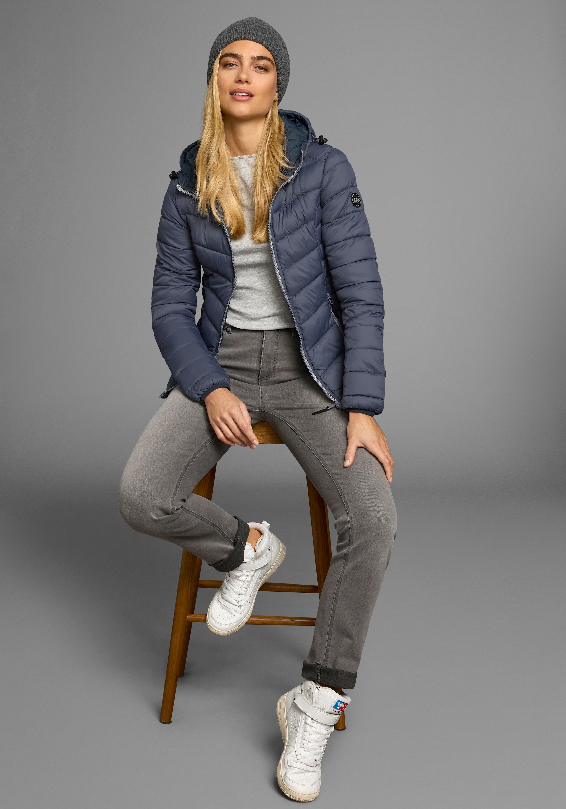 Polarino Steppjacke mit Kapuze Übergangsjacke für kühle Tage,  aus leichtem Webmaterial