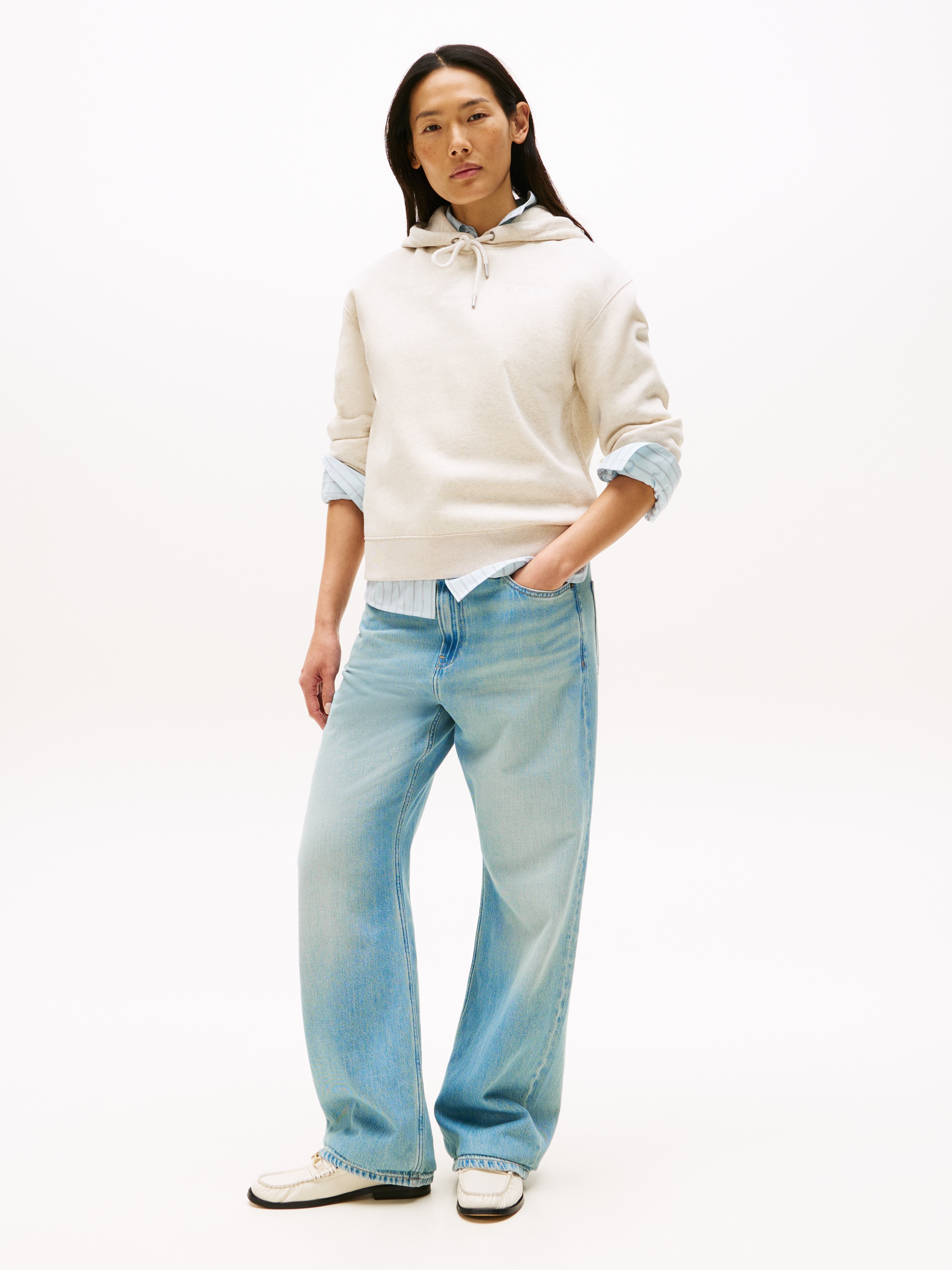 Tommy Hilfiger Kapuzensweatshirt »MDRN REG CORP LOGO HOODIE«, mit gesticktem Logo-Schriftzug
