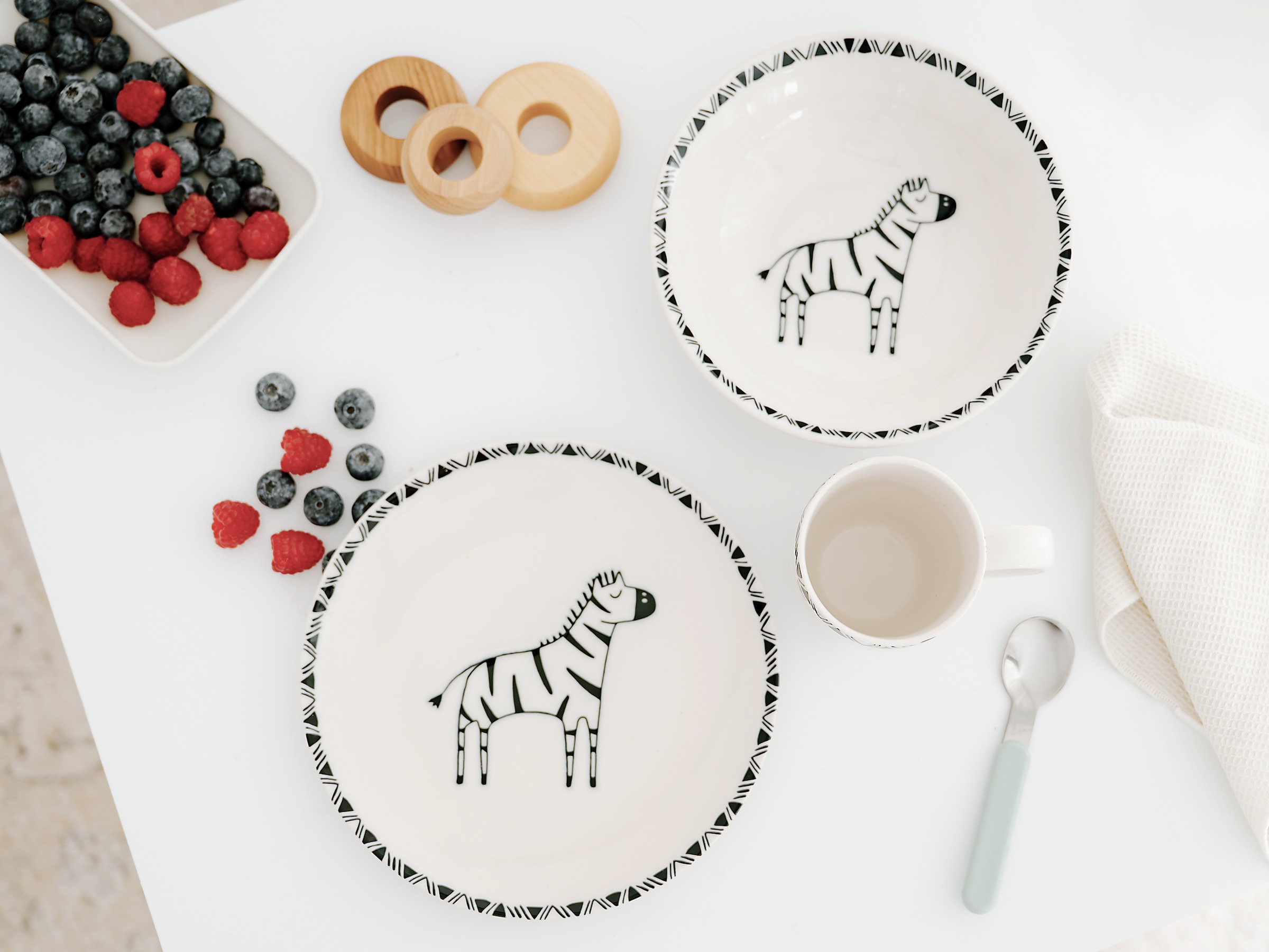 CreaTable Kindergeschirr-Set »Safari Zebra, Kinder Set 3-tlg.« gezeichnete Tiermotive, skandinavischer Stil, Ethno-Style Motive