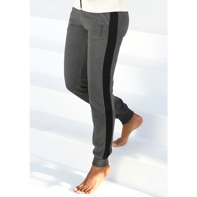 Bench. Loungewear Sweathose, mit Seitenstreifen und schmalem Bein,  Loungeanzug online bestellen