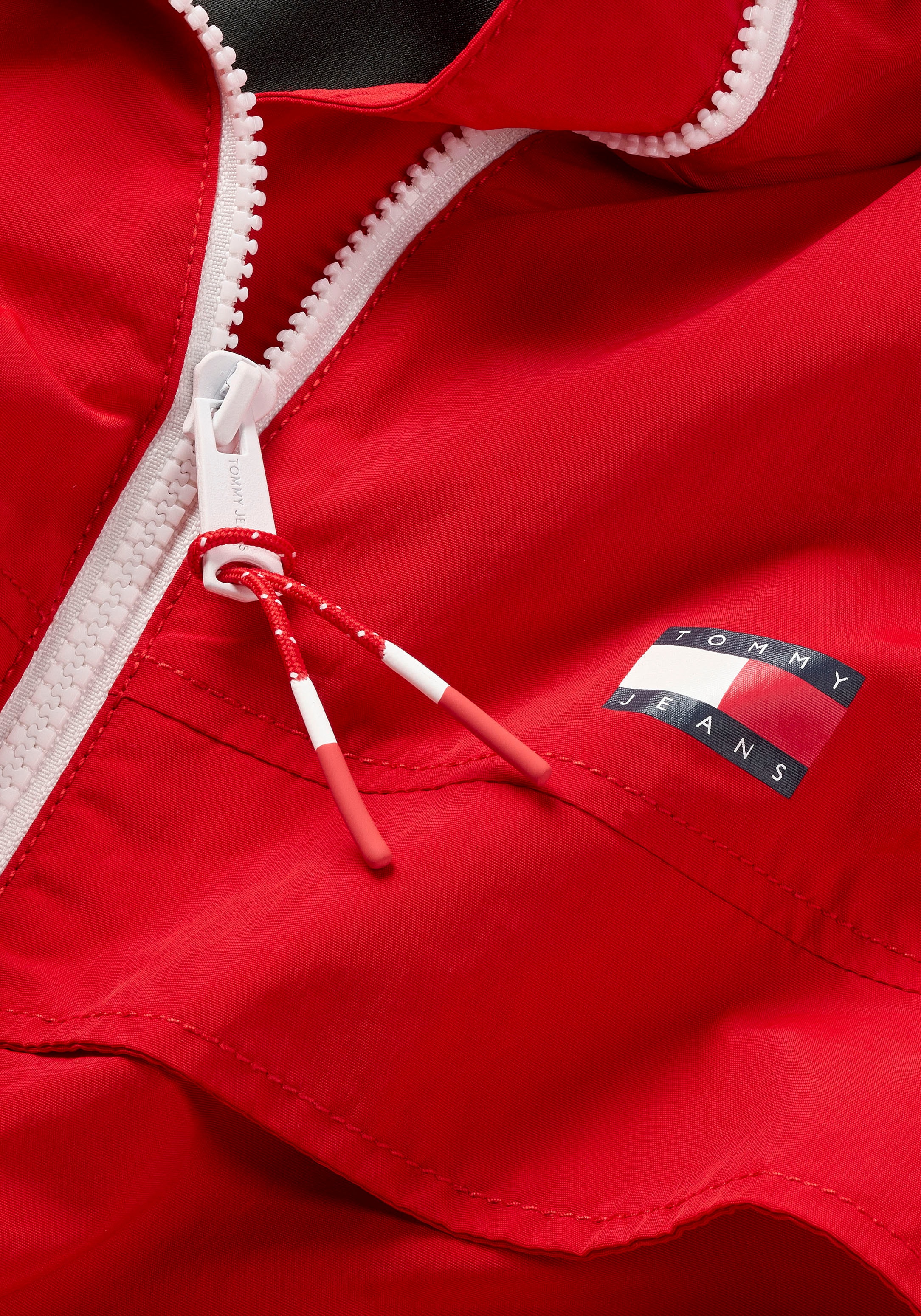 Tommy Jeans Windbreaker »TJW CHICAGO WINDBREAKER EXT«, mit Kapuze, mit kontrastfarbenen Reißverschlüssen