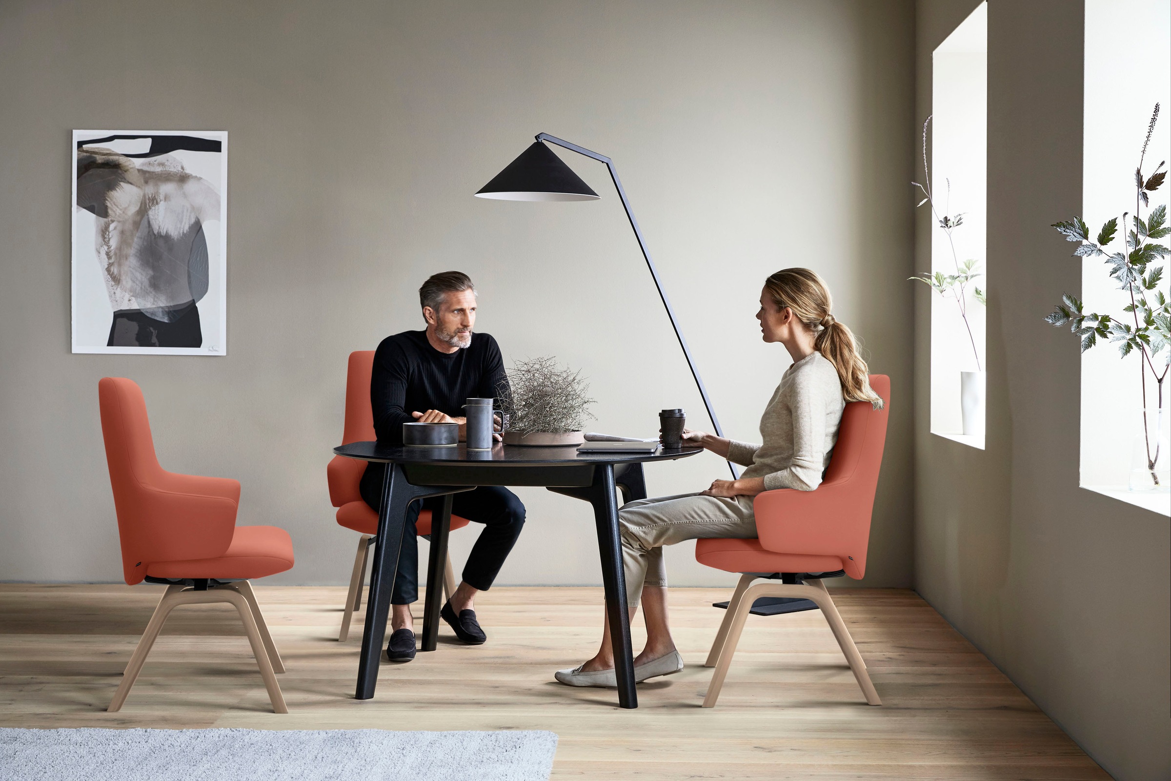 Stressless® Polsterstuhl »Laurel«, Leder PALOMA, High Back mit Armlehne, Größe L, schräggestellte Beine in Walnuss