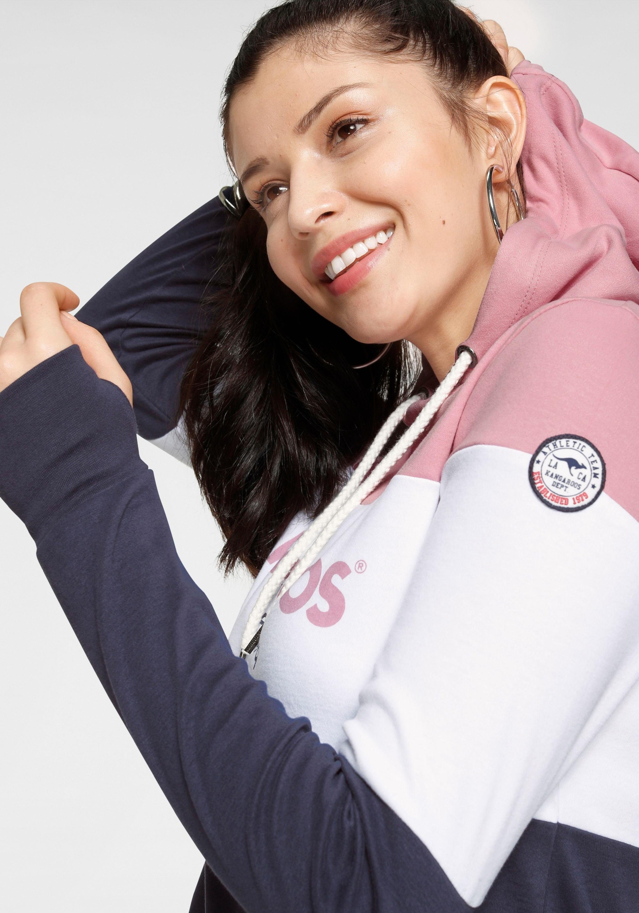 KangaROOS Hoodie, Langarm mit Daumenlöchern, figurumspielend