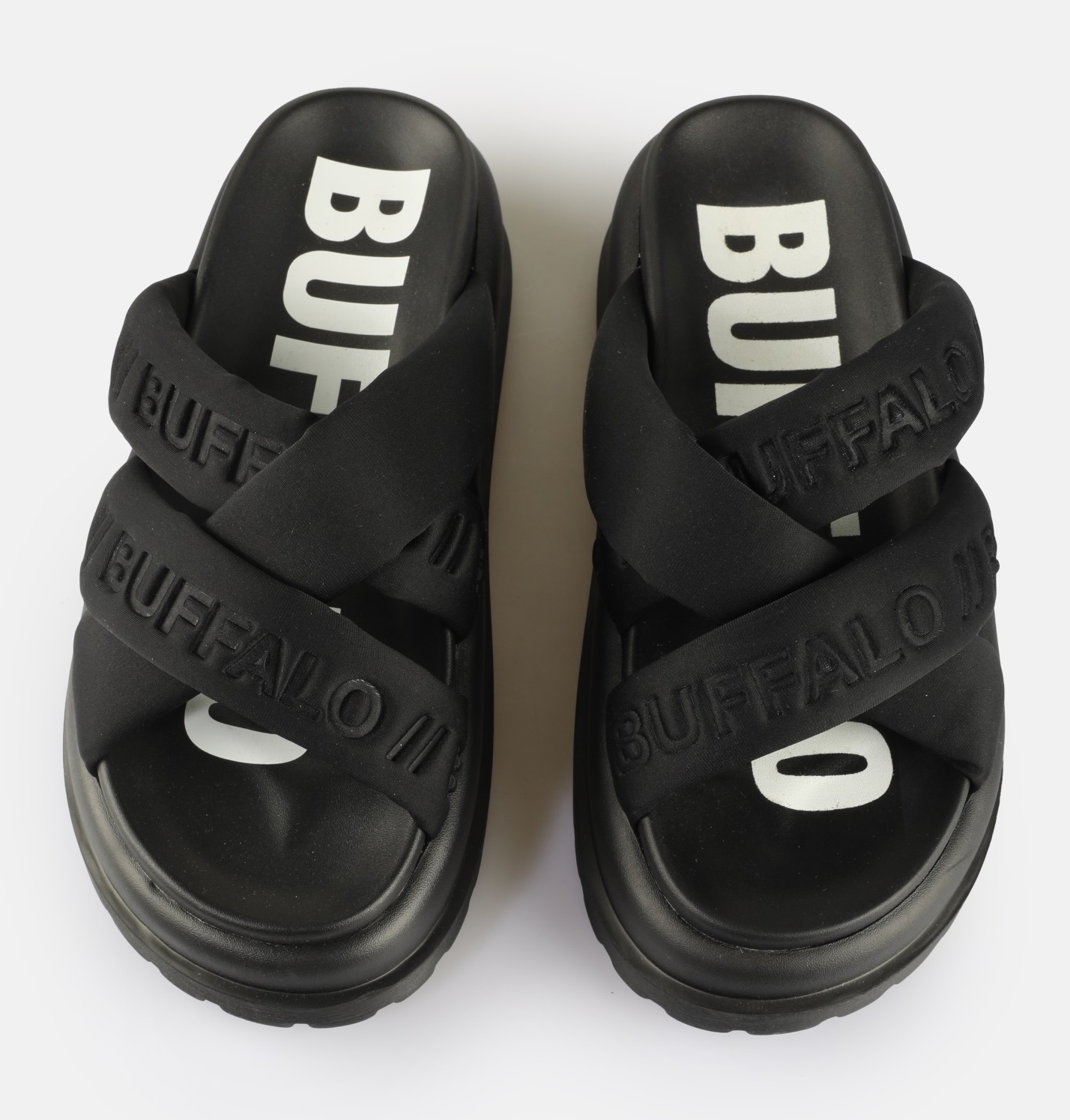 Buffalo Pantolette »PALMA CROSS vegan«, Schlappen, Poolslides, Hausschuh, Schommerschuh, Strandschuh