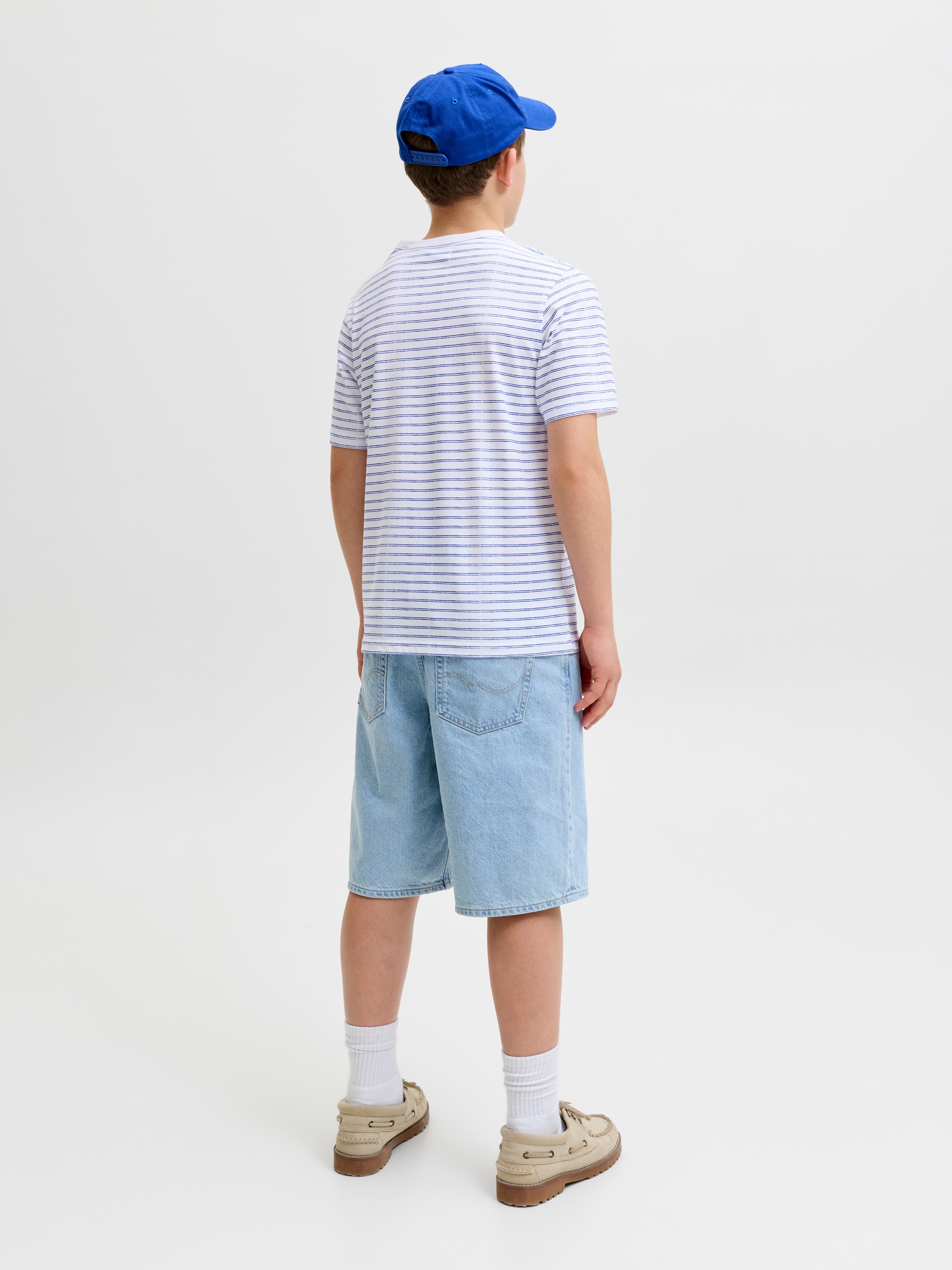 Jack & Jones Junior T-Shirt »JJDEVIN DAYTONA STRIPED TEE SS CN JNR« mit dezenter Logostickerei